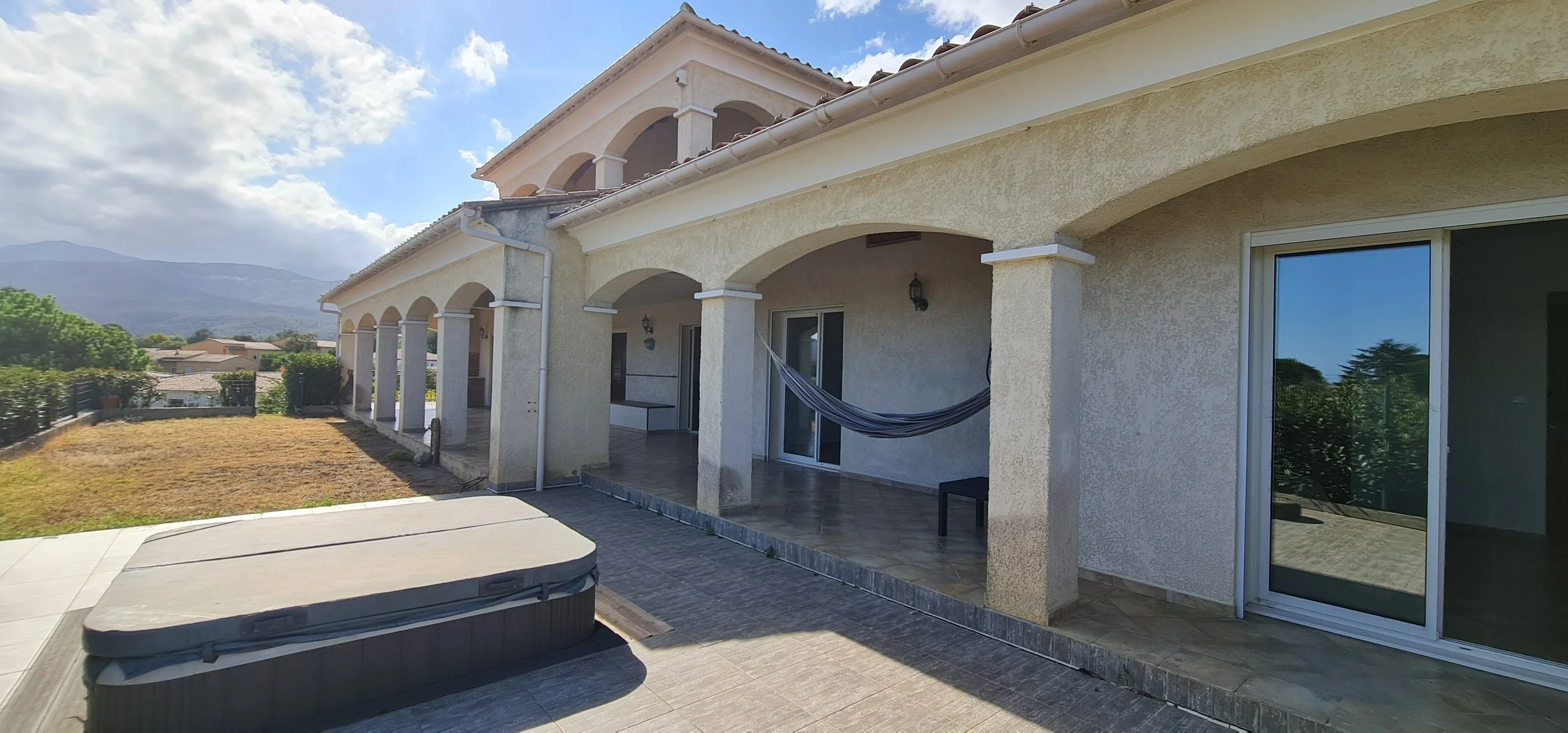 4-Bed South-Facing Villa with Sea Views, Pool and 80 m² Garage, Ventiseri Plain, Corsica, France €599,000