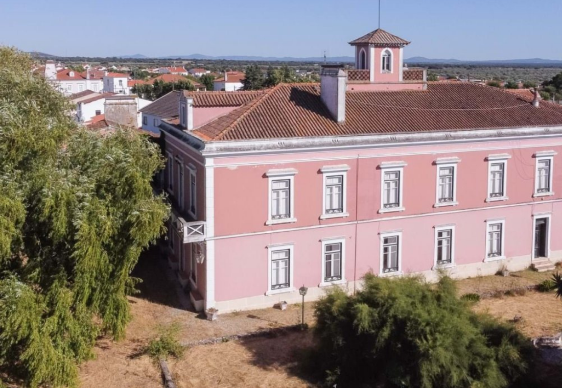 10-Bed 1920s Mansion Renovation Project with Outbuildings on 2.4 Hectares, Northern Alentejo, Portugal €595,000