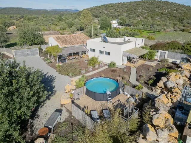 3-Bed Renovated Quinta with Pool, Moncarapacho, Portugal, €650,000