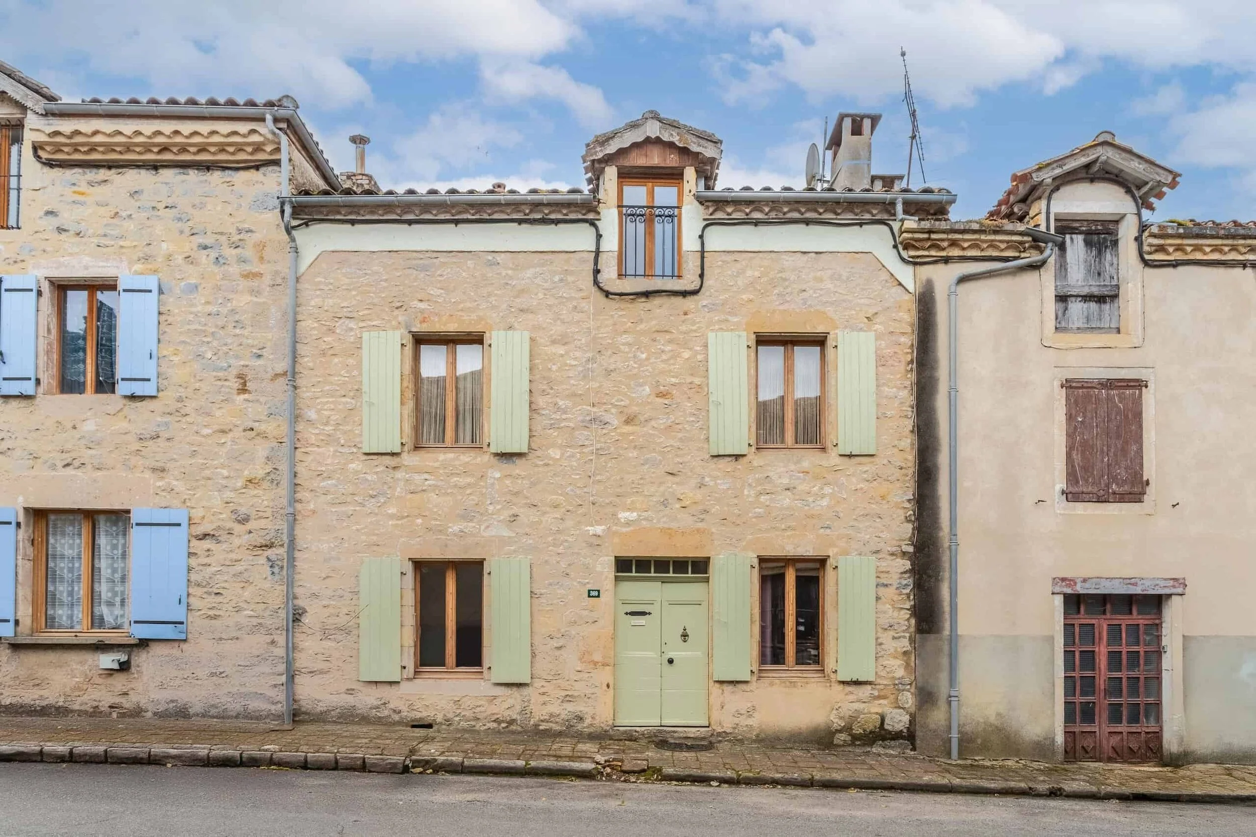 3-Bed Village House with Plunge Pool, Verfeil-sur-Seye, France, €208,000