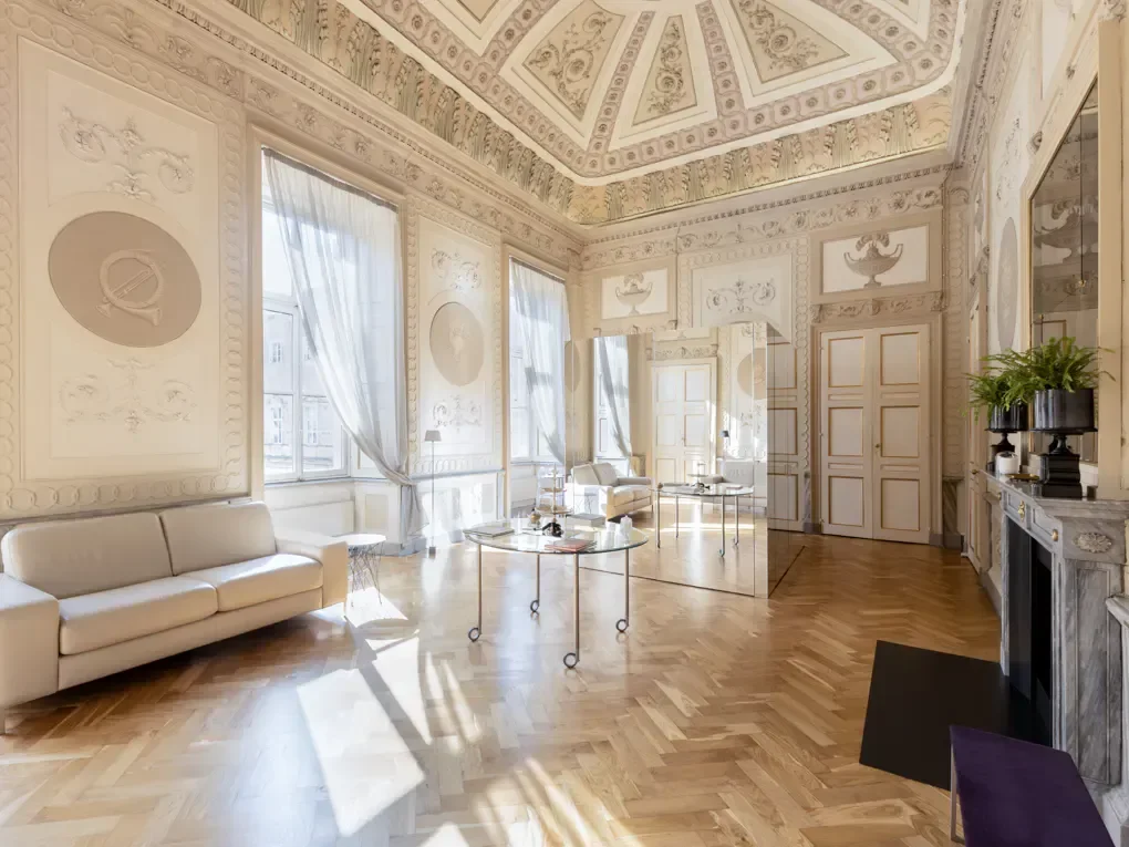 1-Bed Historic Palazzo Flat with Frescoed Ceilings and Mirrored Living Cube, Casale Monferrato, Italy, €195,000