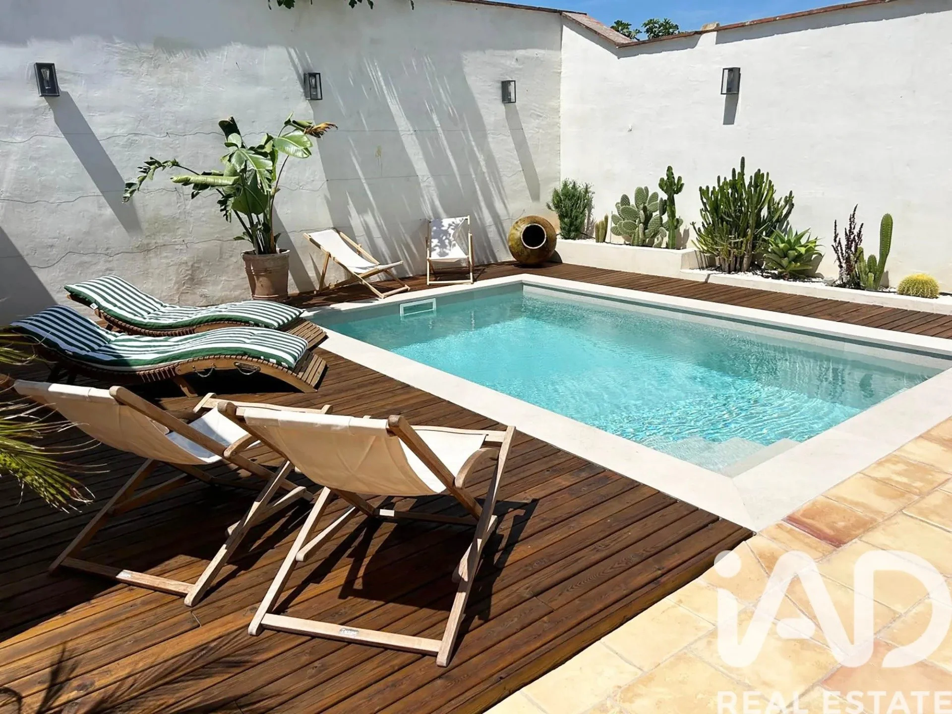 4-Bed Historic Village House with Pool, Garden, and Tourist Licence, Llorenç del Penedès, Spain, €395,000