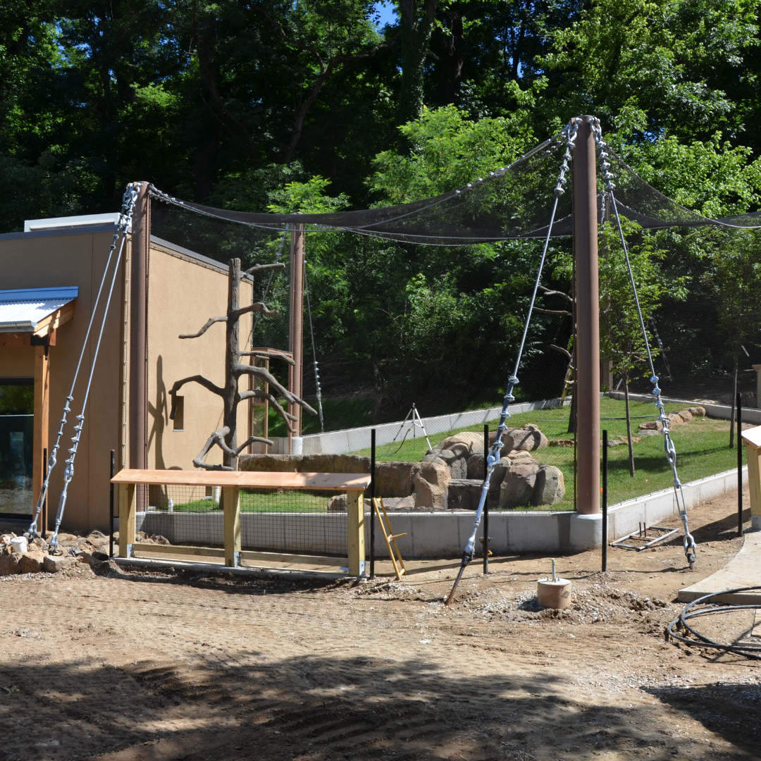 Sip &amp; Stroll at The Brandywine Zoo