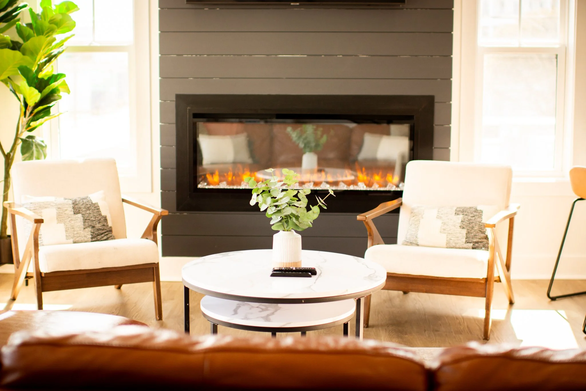 Because sometimes the best plans are the spontaneous ones. ✨

A cozy fireplace, ocean views, luxury finishes, rooftop deck sunsets, and morning coffee just steps away&hellip; Caton Place 2 was made for last-minute escapes with someone special.

Now o