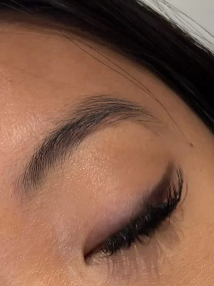 A soft transformation ♡
Fuller, more defined, still completely natural ✧

Come sit in my chair &mdash; link in bio ♡

#nanobrows #browappointment #phillybeauty #pmubrows #browartist