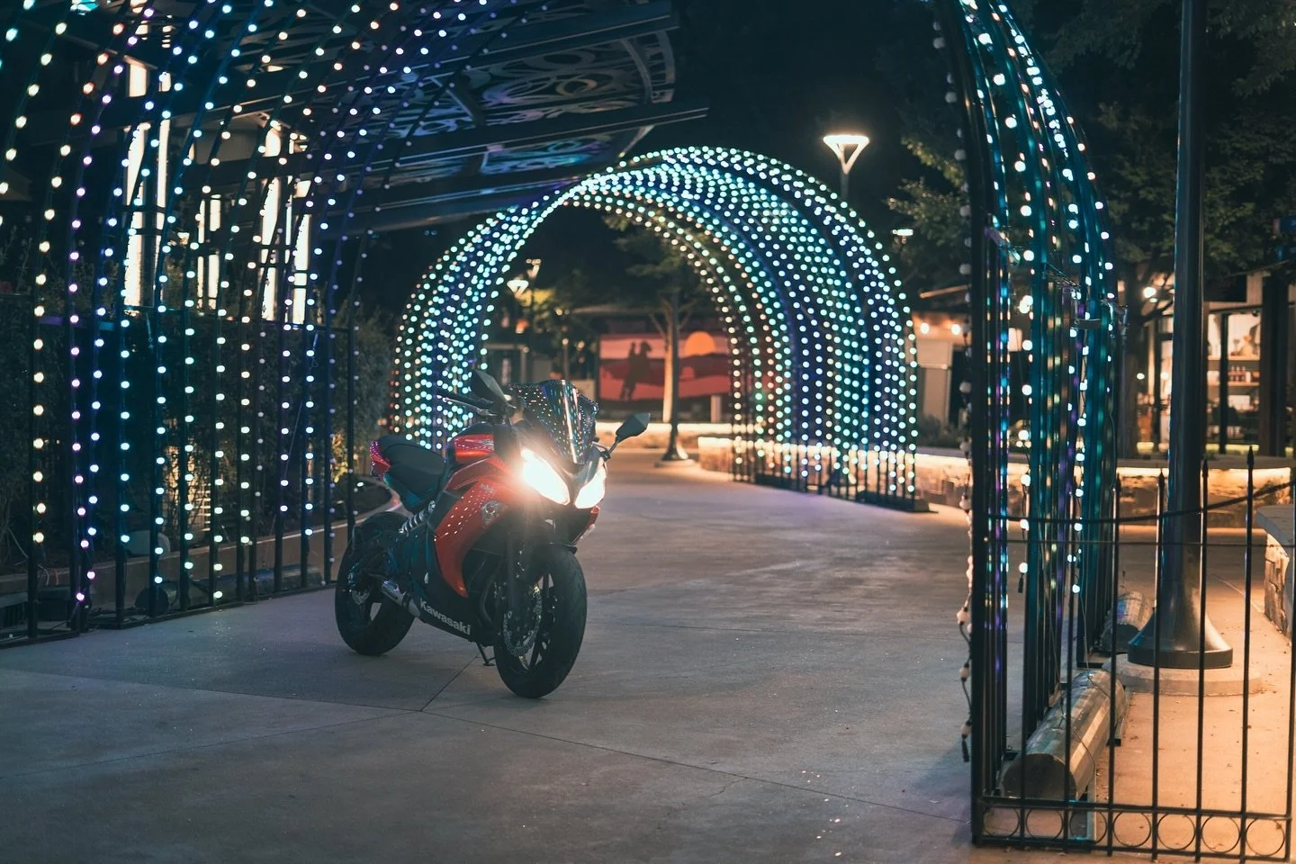 majority voted yes on the poll so here&rsquo;s the landscapes

📸 @dfw_carthings 
🏍️ @mr.shenaniganzz @slow450ss 
📍 @grandscapetx 

#bikelife #bikeporn #explore #motorcycle #ninja #kawasaki