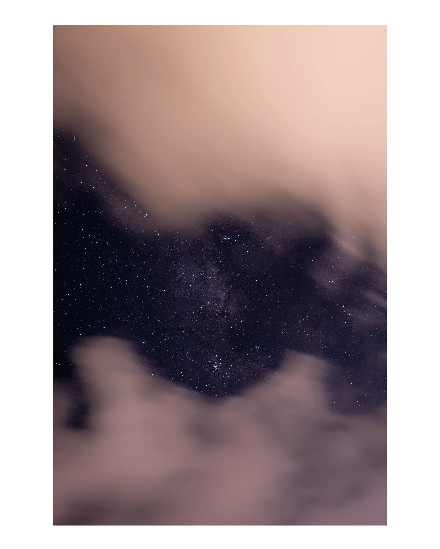 look at the stars, look how they shine for you. 

shot on sony a7c
lens : sony 50mm 1.8
settings: 10s shutter, 3200 iso, f1.8

#sony #stars #nightphoto #sky #skyphoto #astrophotography