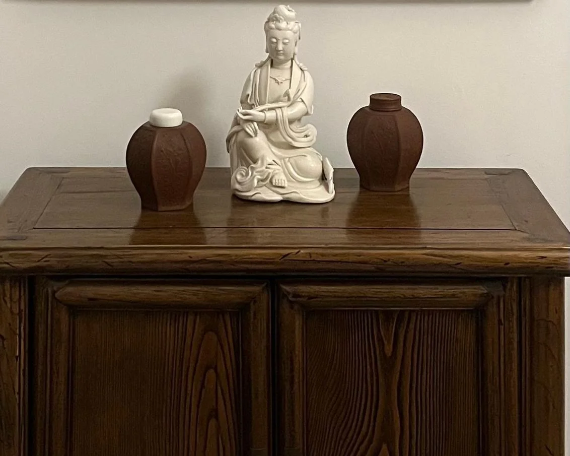 ...replacement lid on the left