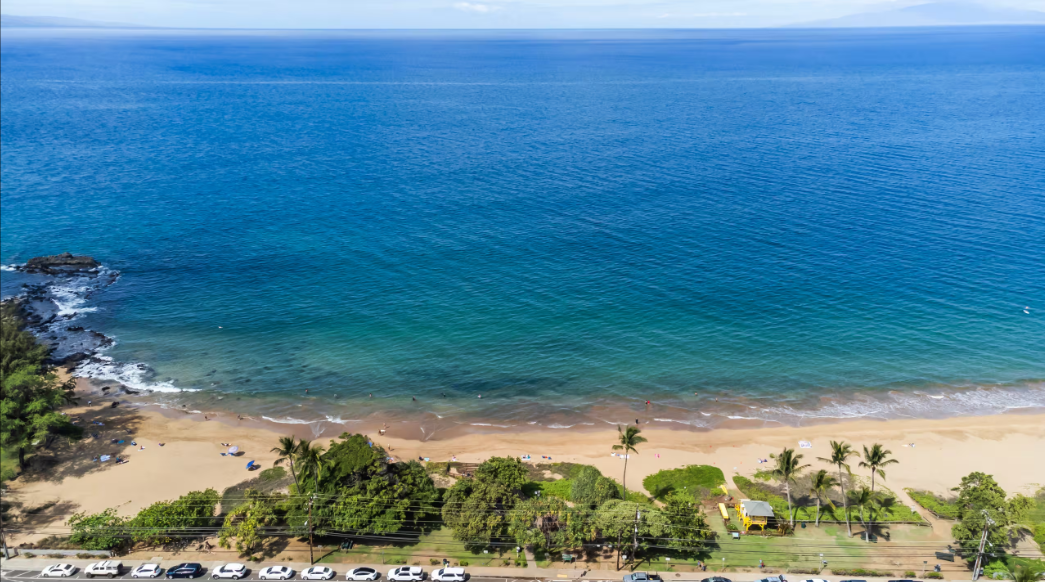 twin shore stays maui vacation rental beachfront location steps from the beach