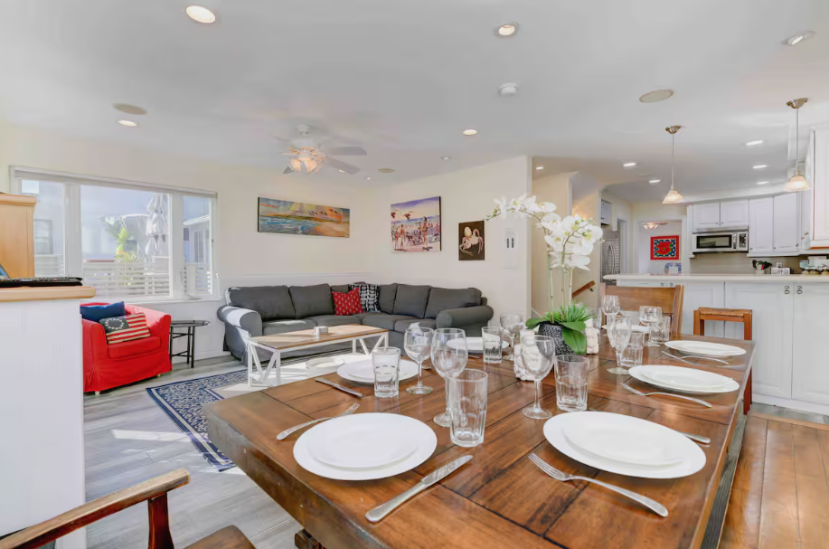 twin shore stays mission beach vacation rental spacious dining and living room interior