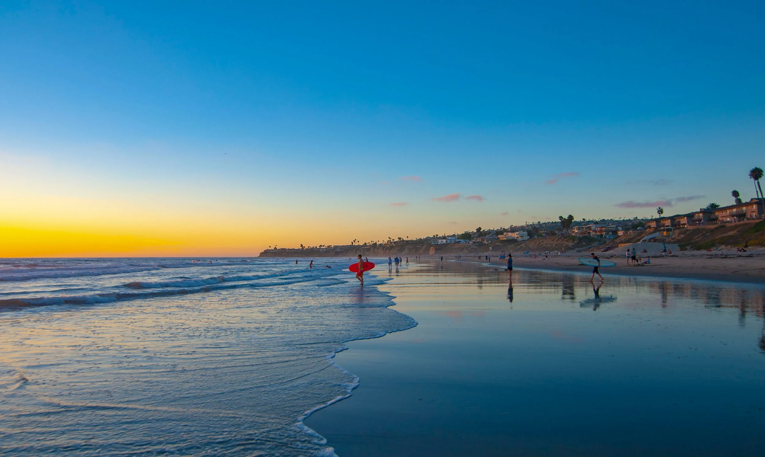 early morning sunrise at mission beach san diego golden hour empty sand