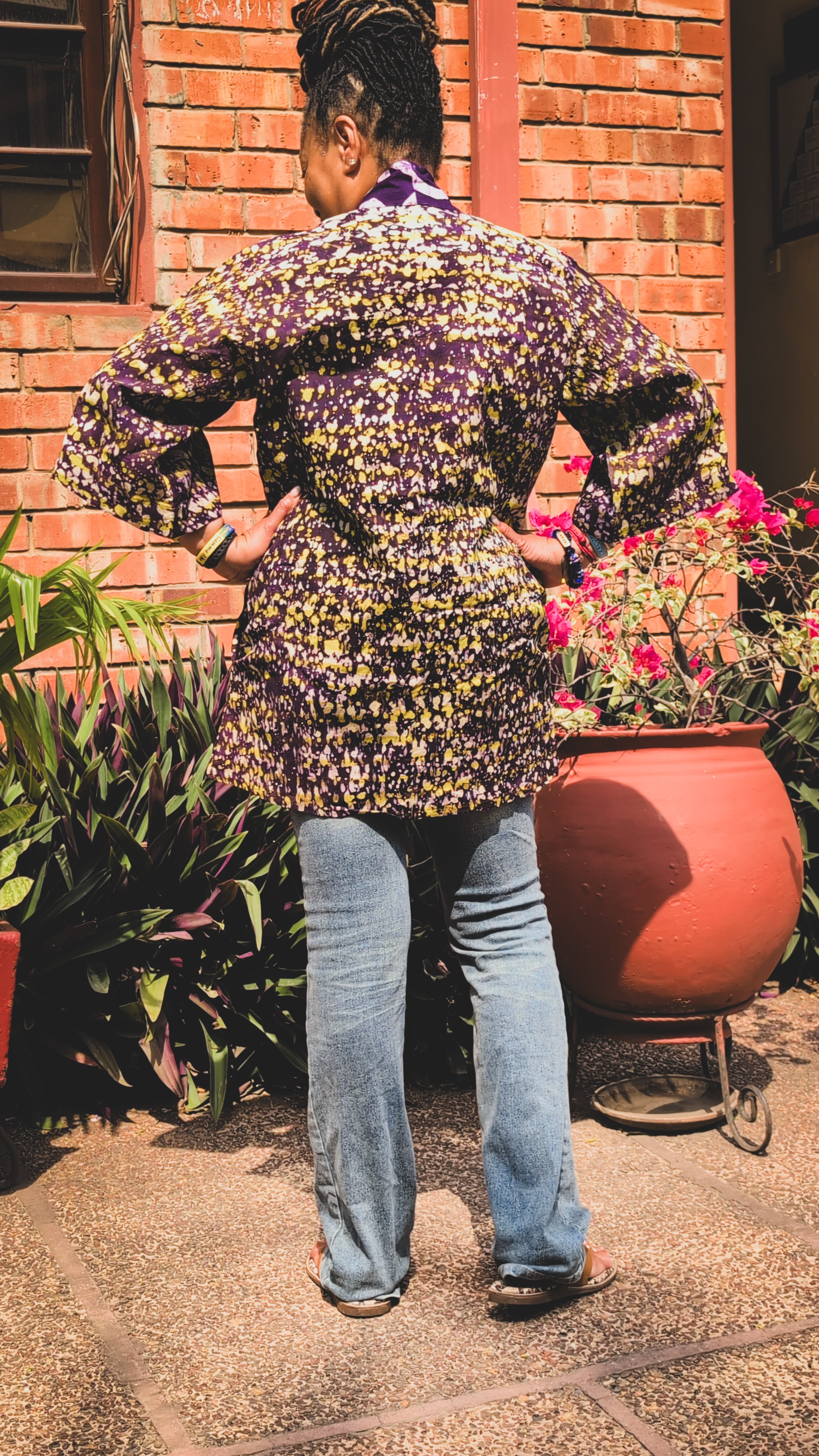 Blohkandalor Mid Length Kimono Back.jpg