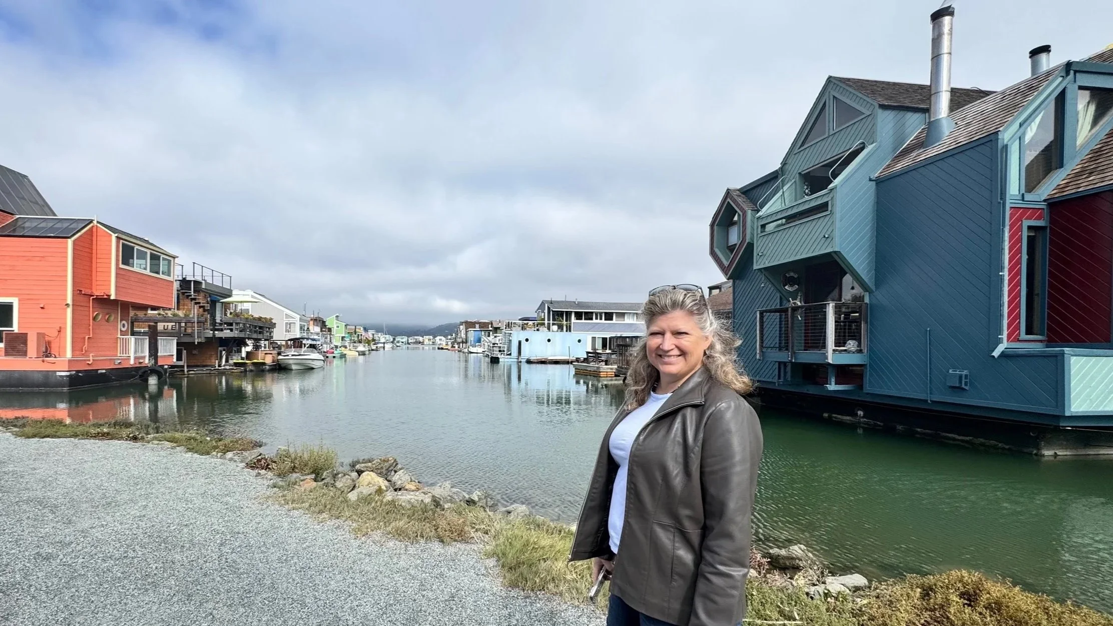 Why Your Symptoms Are Signals, Not Setbacks: Understanding Your Body’s Wisdom.