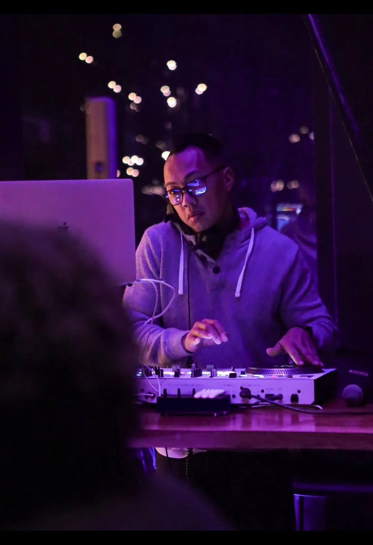 Love Is In The Air Editon Feat. DJ Pherensik