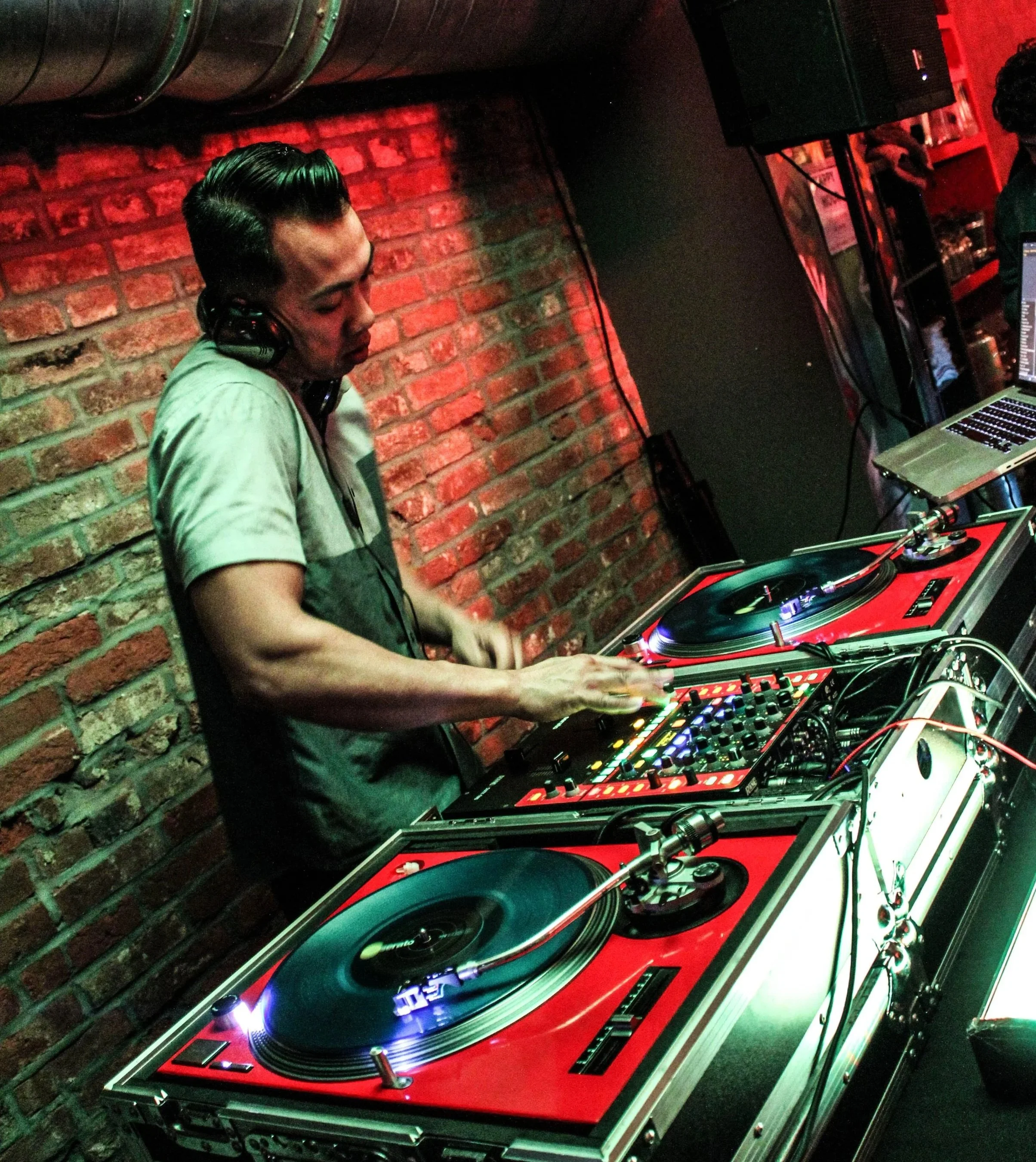 DJ Pherensik