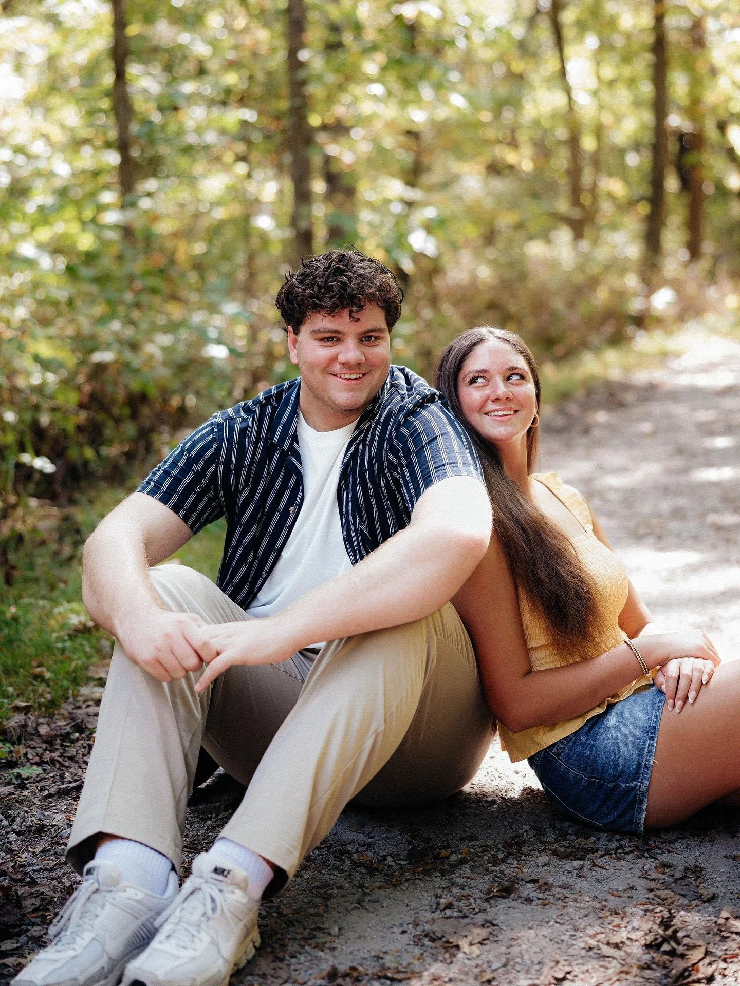 one thing about me, I&rsquo;m a sucker for a senior session &amp; when it just so happens to be with a prior student of mine, that&rsquo;s a DOUBLE win. I could not love these twins more. funniest people I&rsquo;ve ever met in my life. senior session