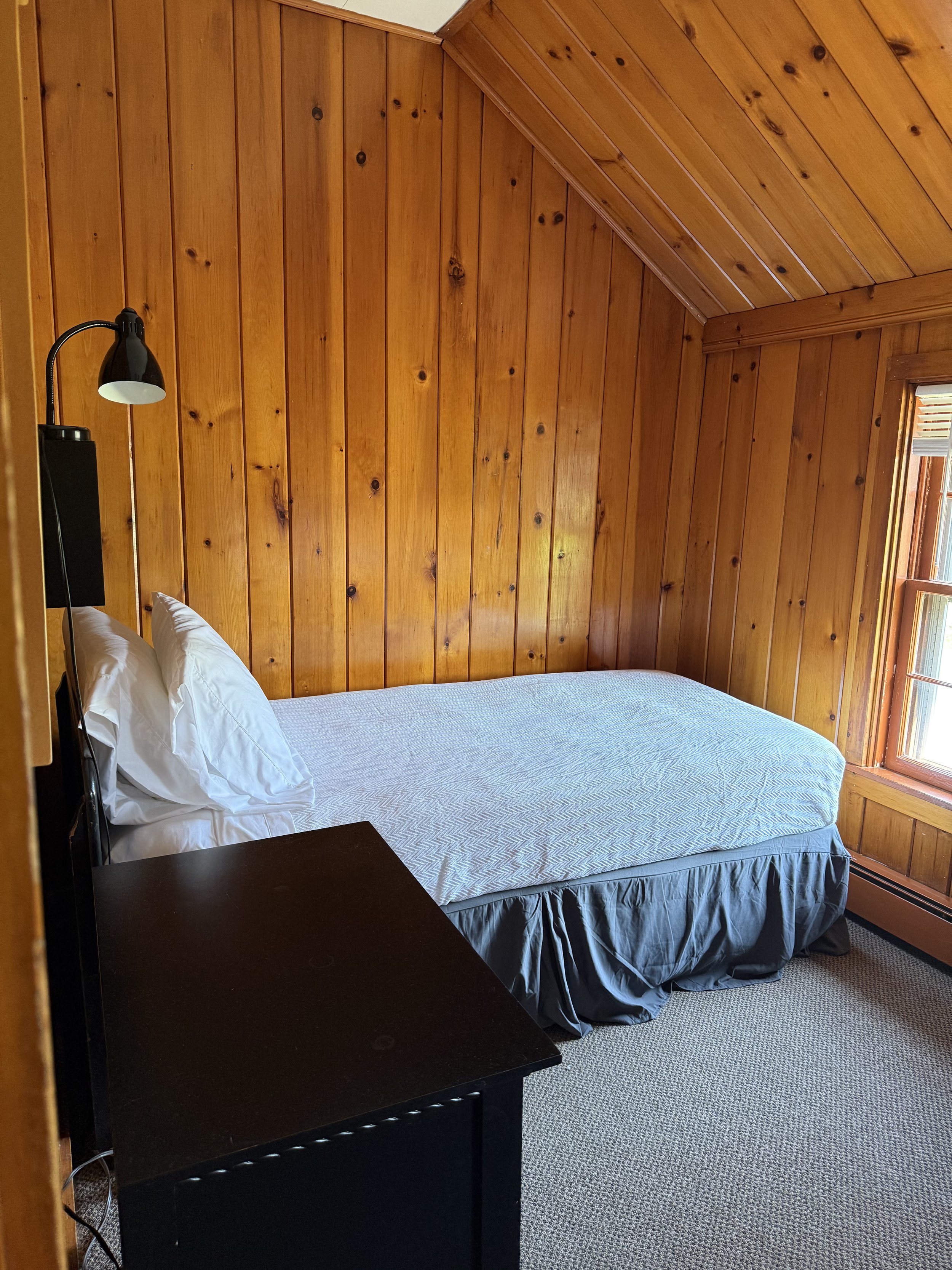 Lakeside Upper Second Bedroom