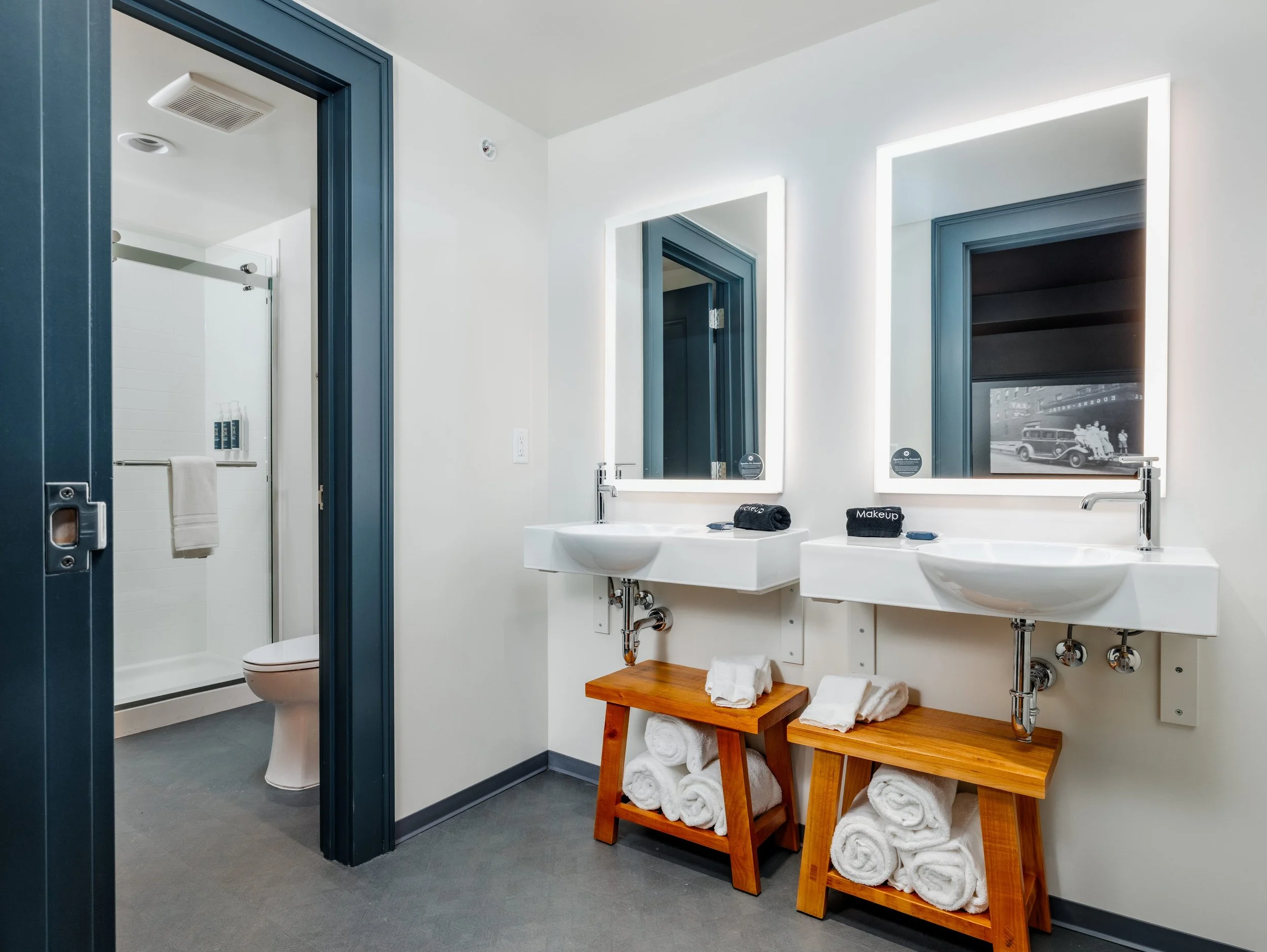 Rooms_Eugene_34.jpg