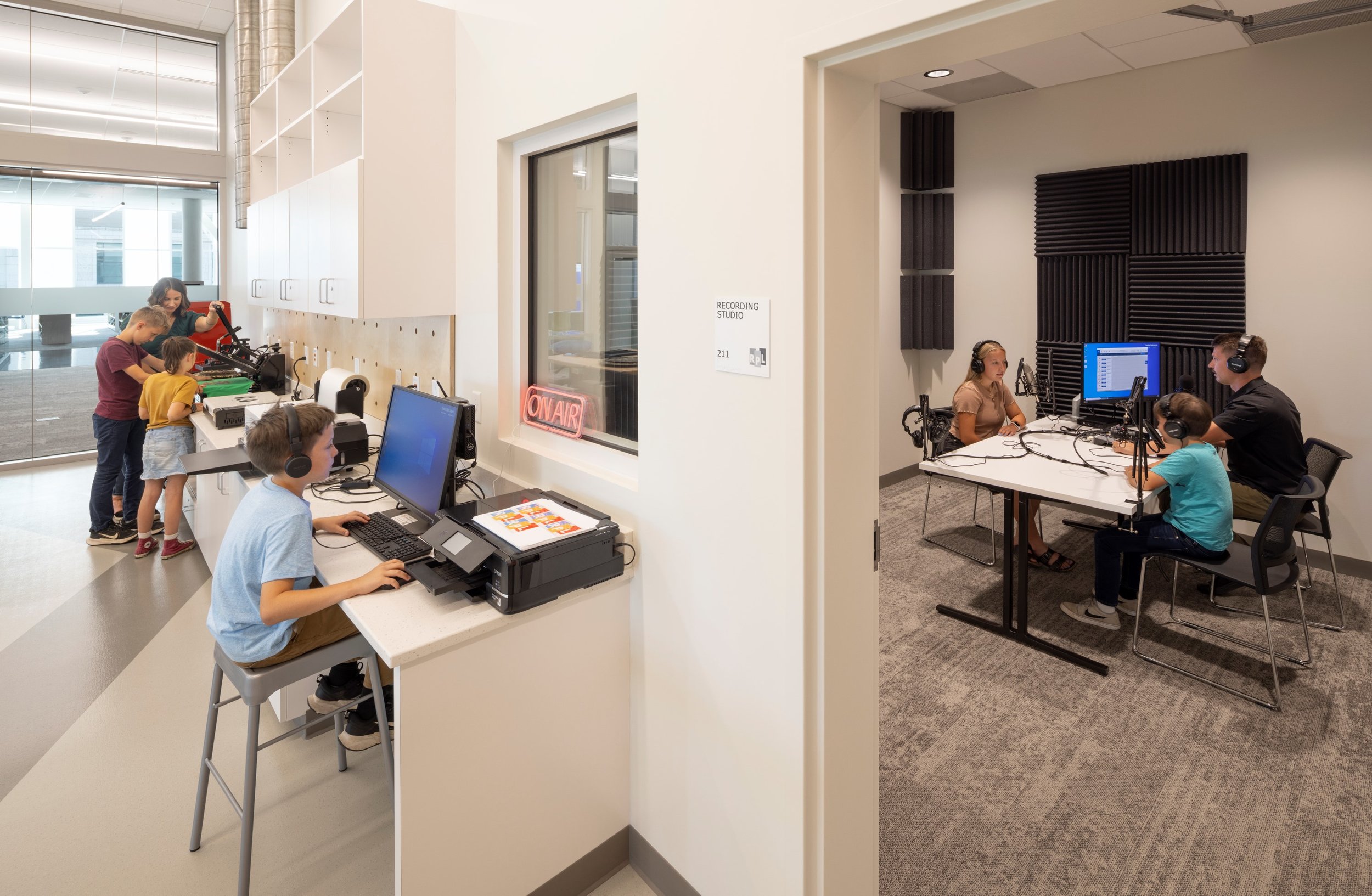 studiogwa-rpl-interior-maker-lab.jpg
