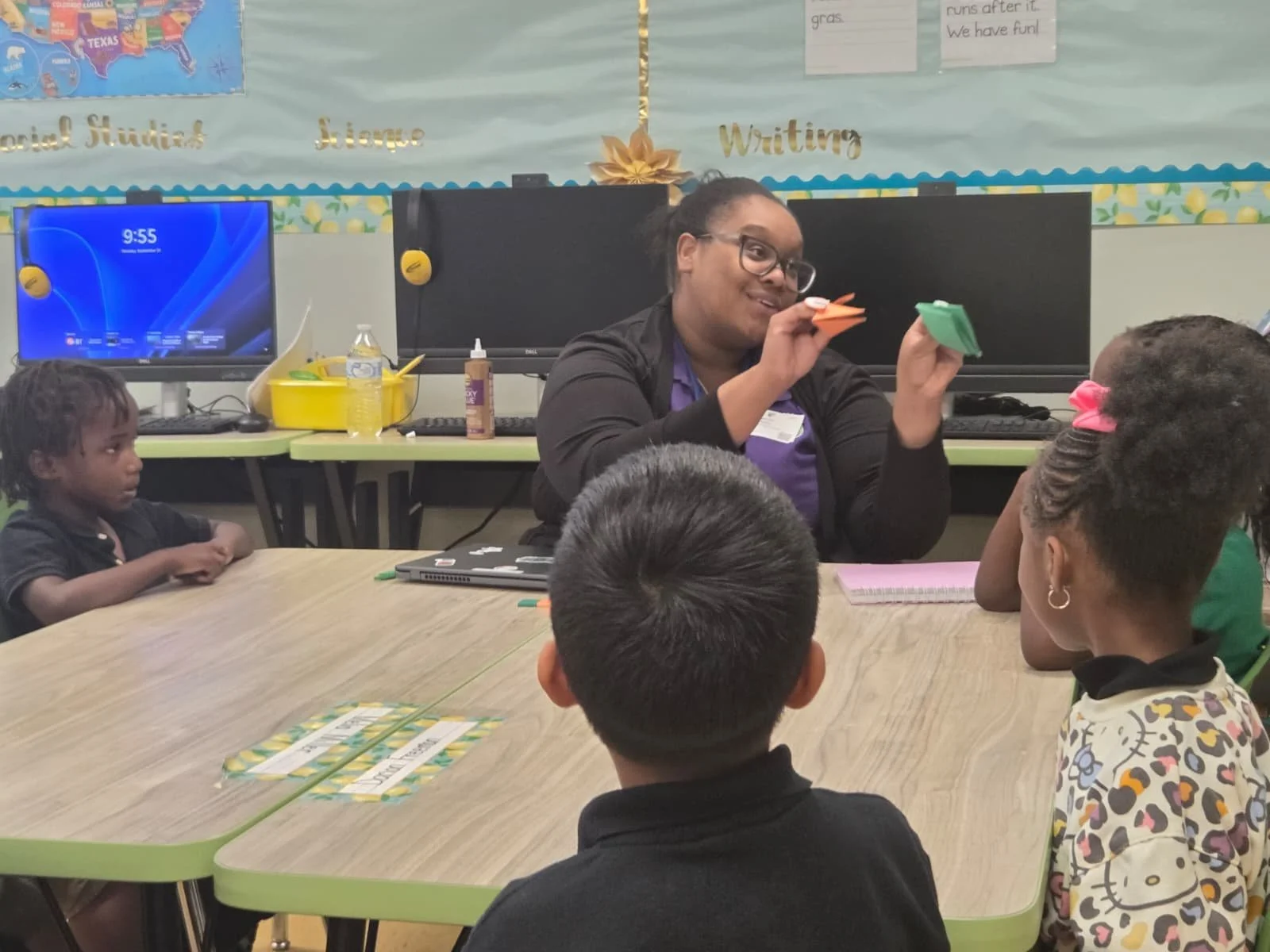 It’s happening! The Lucy Project’s Literacy Hub at Beacon Prep is already up and running, our first at a charter school and the first to serve both kindergarteners and first graders. Every day, more students are gaining the skills and con