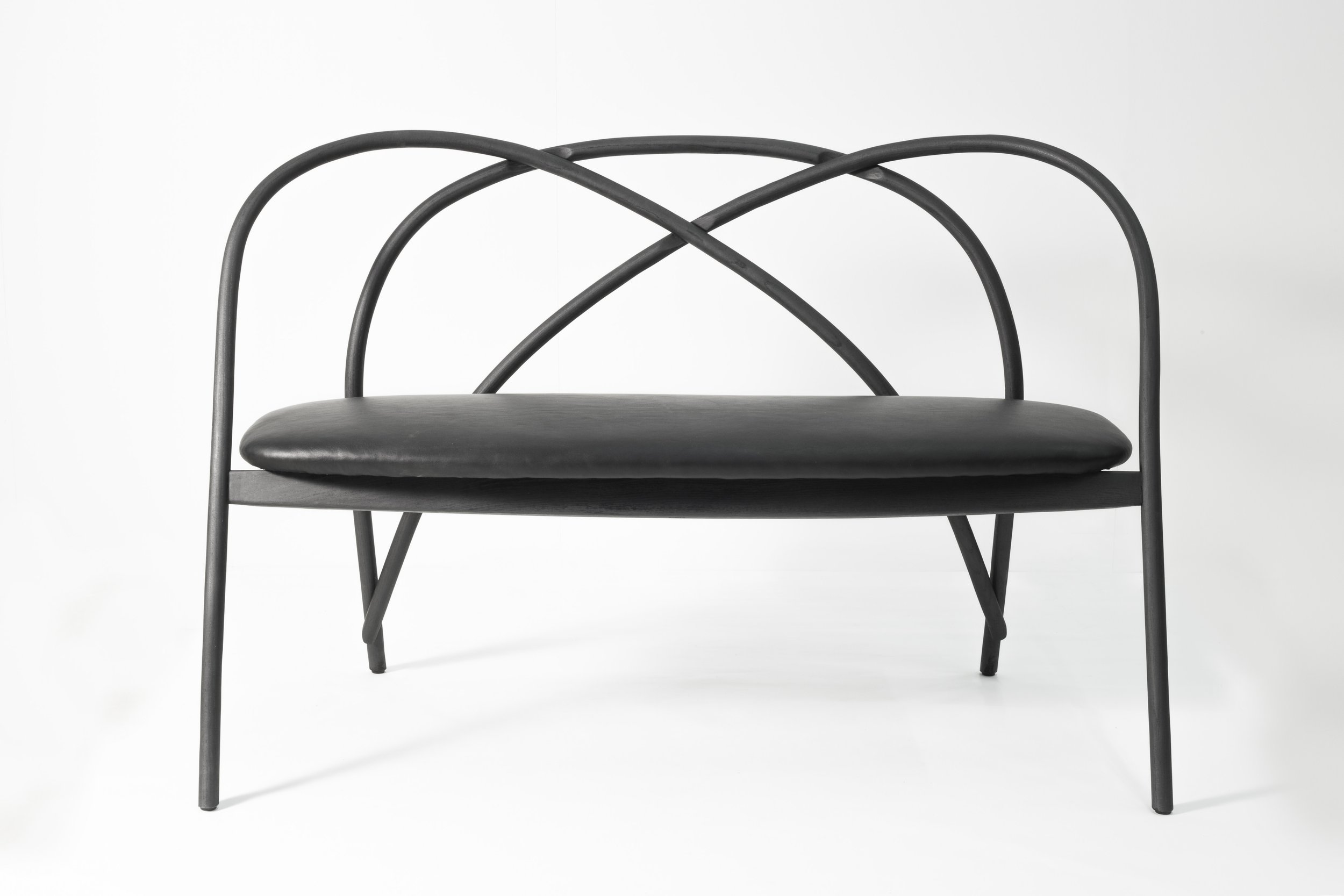 Bow_Sofa_1.jpg