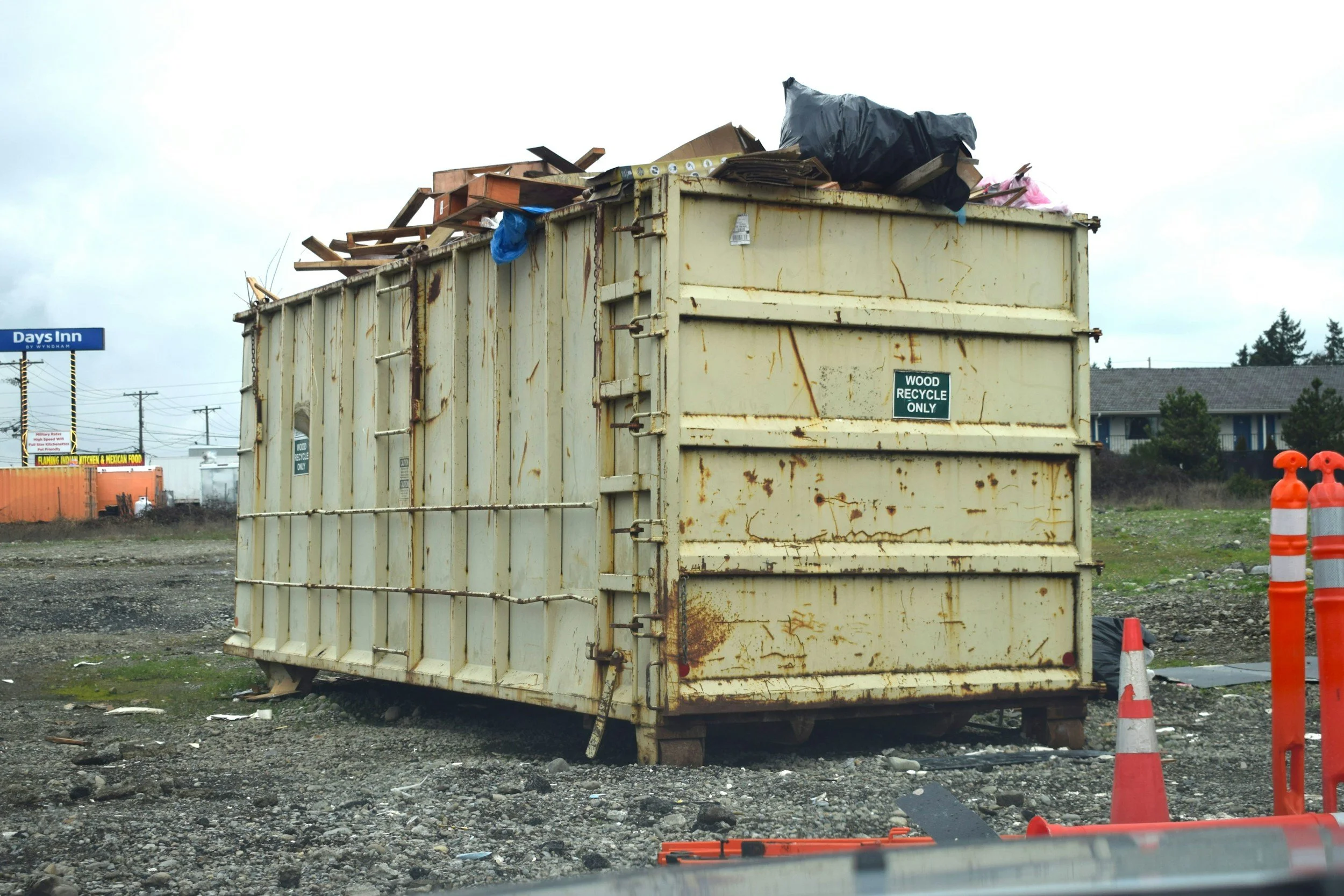 How Much Can a 20 Yard Dumpster Hold? A CSRA Homeowner’s Guide
