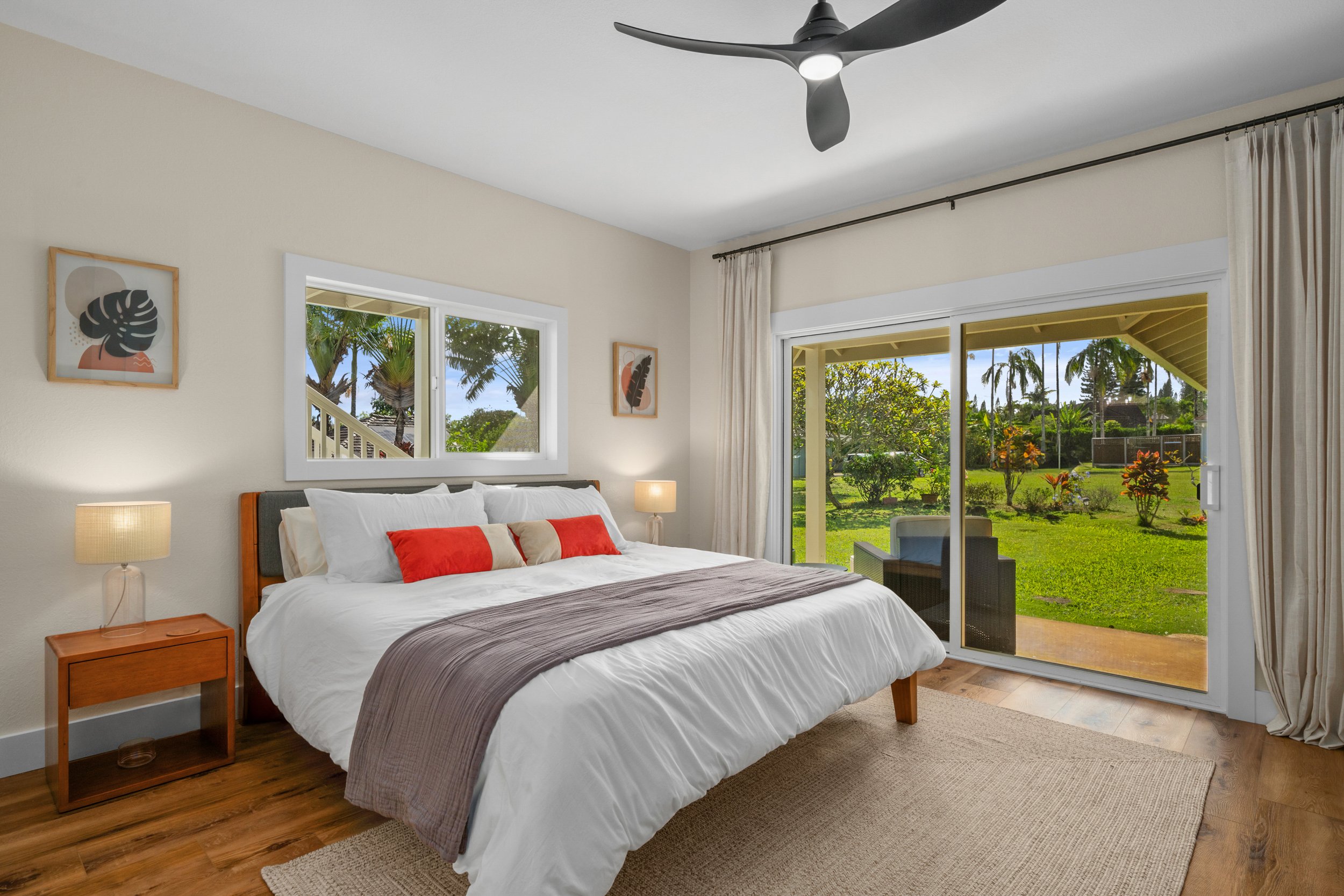Bedroom 2 | King bed, desk, & en suite bathroom