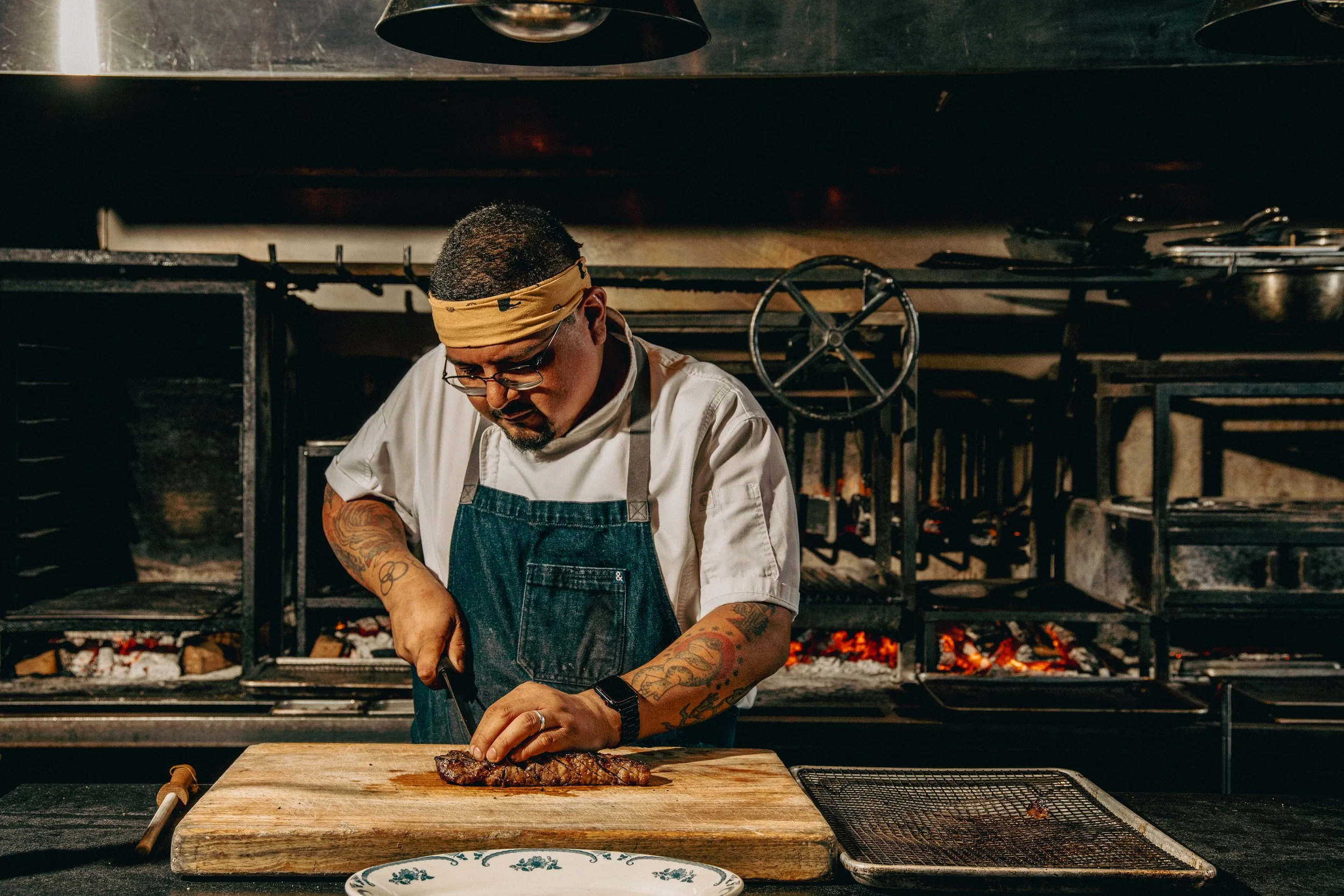 We Asked 8 Chefs: What’s the Biggest Red Flag When You Sit Down at a Restaurant?
