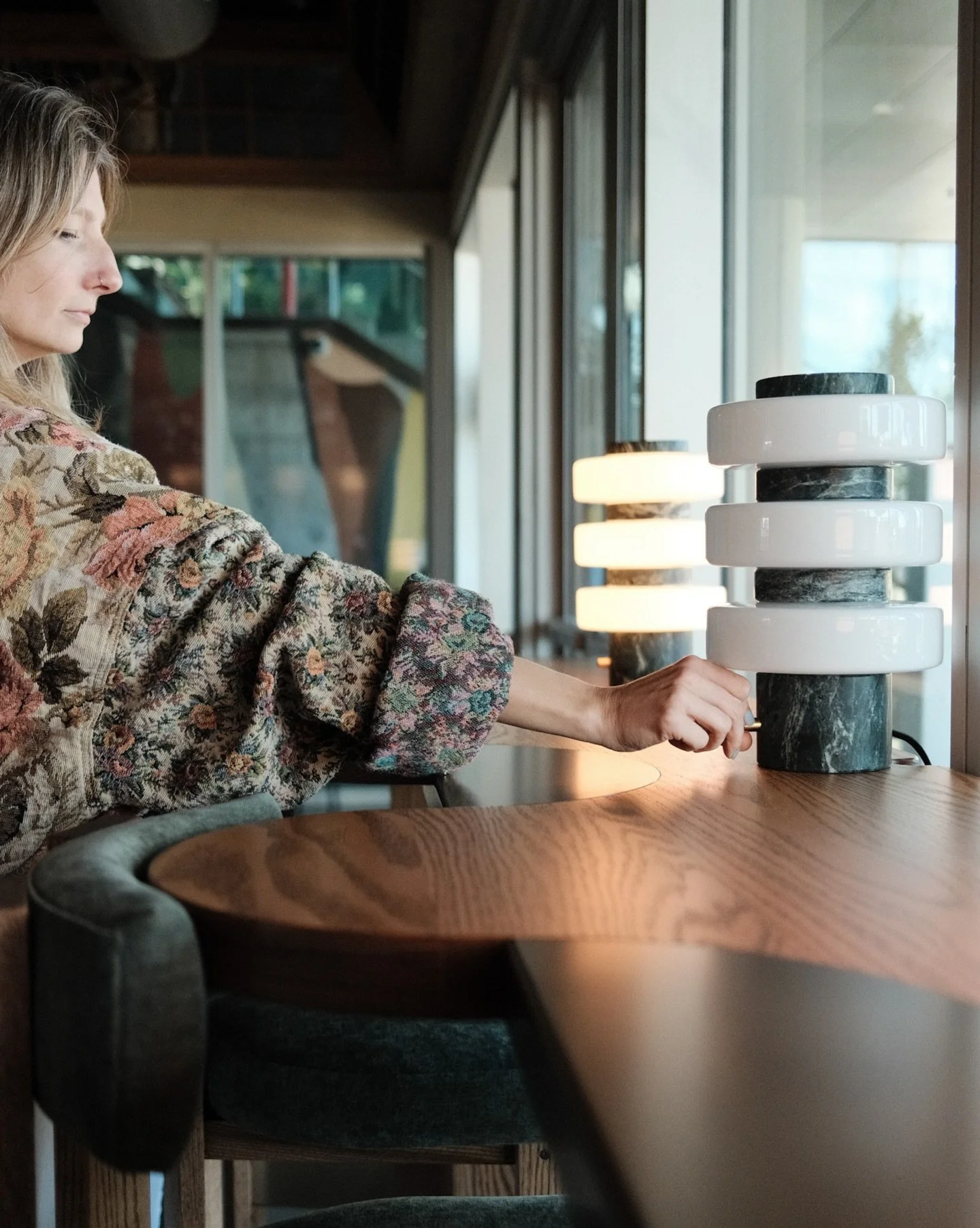 A workplace caf&eacute;
... but make it an escape.

Inspired by the idea of a global caf&eacute;, @basepaircafe_3020 layers rich color, pattern, and texture to create a space that feels worldly, warm, and just a little unexpected.

The design embrace