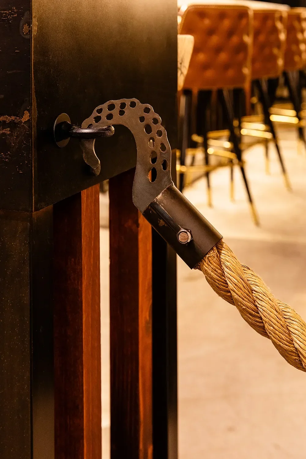 skydeck-rope-stanchion-custom-cnc-steel-hook-detail.webp
