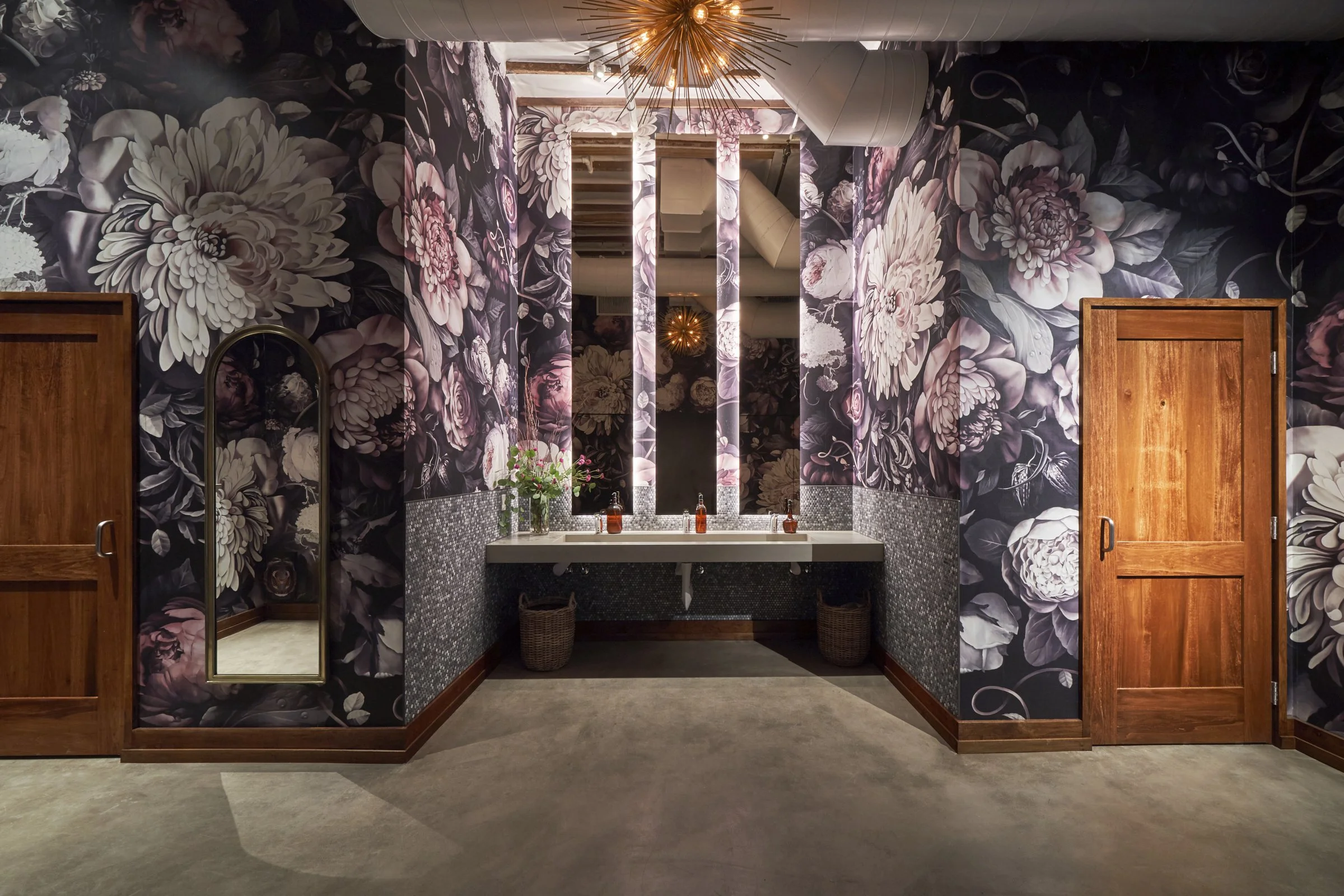 Flora - studioMAHA© 10.jpg