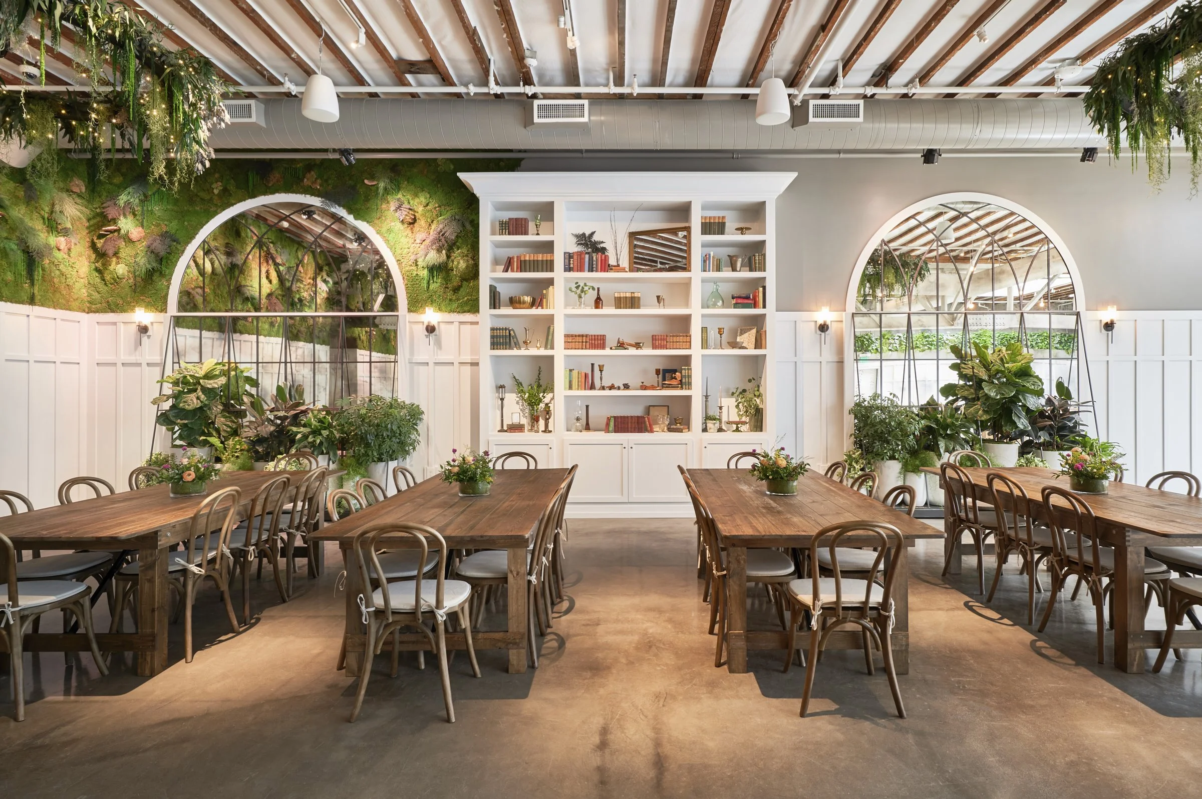 Flora - studioMAHA© 3.jpg