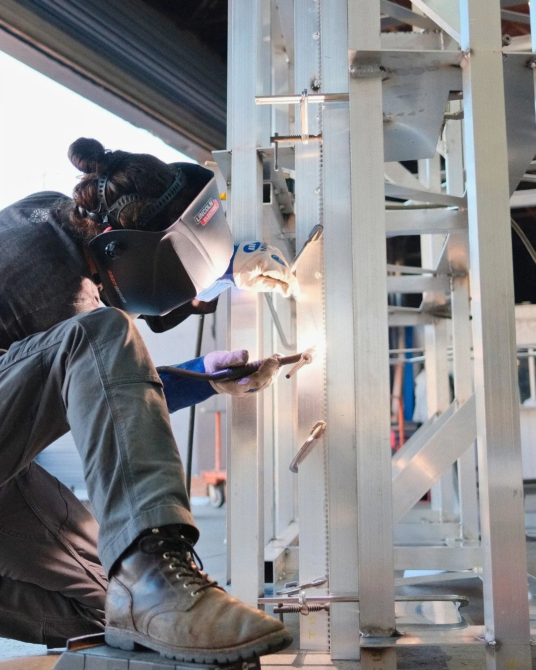 The shop&rsquo;s been busy lately &mdash; welding together a massive aluminum substructure for a large seating element in San Marcos, CA.

This 40' x 10' x 28&quot; feature, originally conceived by @safdierabines , will serve both as a seating area a
