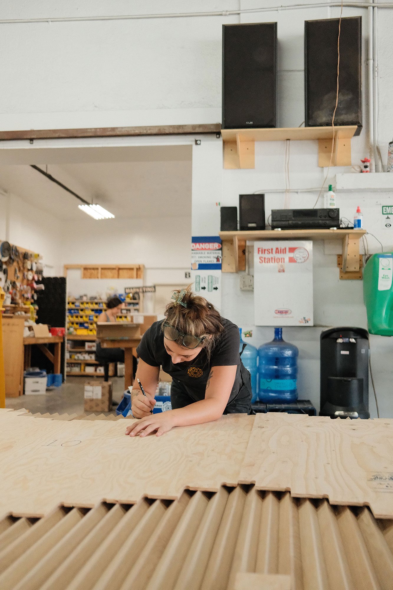 KURA-FEATURE-WALL-PROCESS-(8).jpg