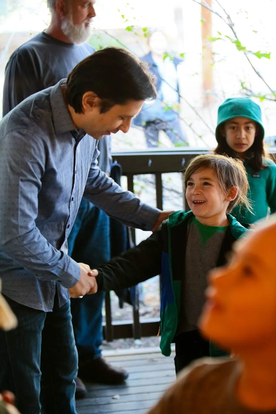 A Child-Centered Educational Model Where Kids Feel “Seen.”