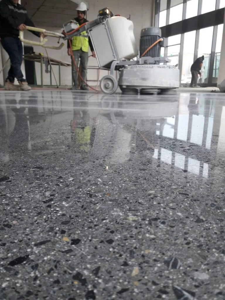 Beton Parlatma Mikro Beton Taş Halı Terrazo Zemin Oto Park Zemin uygulamaları trabzon Rize, Giresun, Gümüşhane, Artvin ve Ordu  