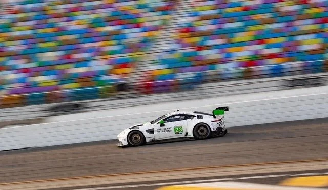 ASTON MARTIN: THE HEART OF RACING