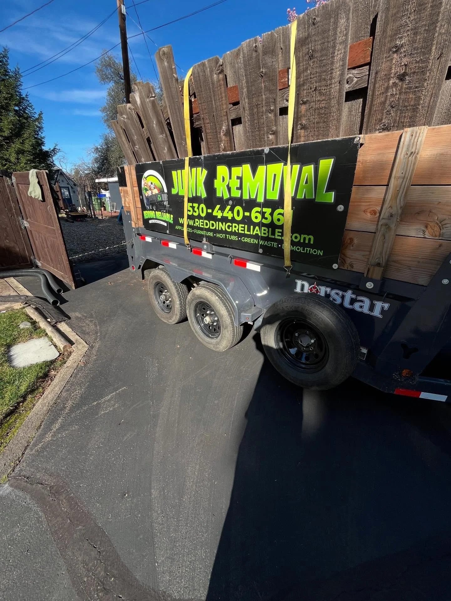 I had the pleasure of working with David today, owner of Redding Reliable Junk Removal (@reddingreliablejunkremoval ). I called last minute, and David absolutely came through! 💪

He showed up right away, helped with our demo, and was timely, profess