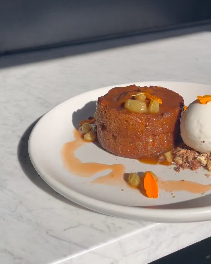 Spring is here, and we&rsquo;ve got the treats to go with it 🌸🍾

🥕 Carrot Sticky Toffee with rum raisins, butterscotch, @creamofthecropaz cream cheese ice cream, and a nutmeg carrot shrub

🍊 Sgroppino (ojai pixie mandarin sorbetto and Prosecco)


