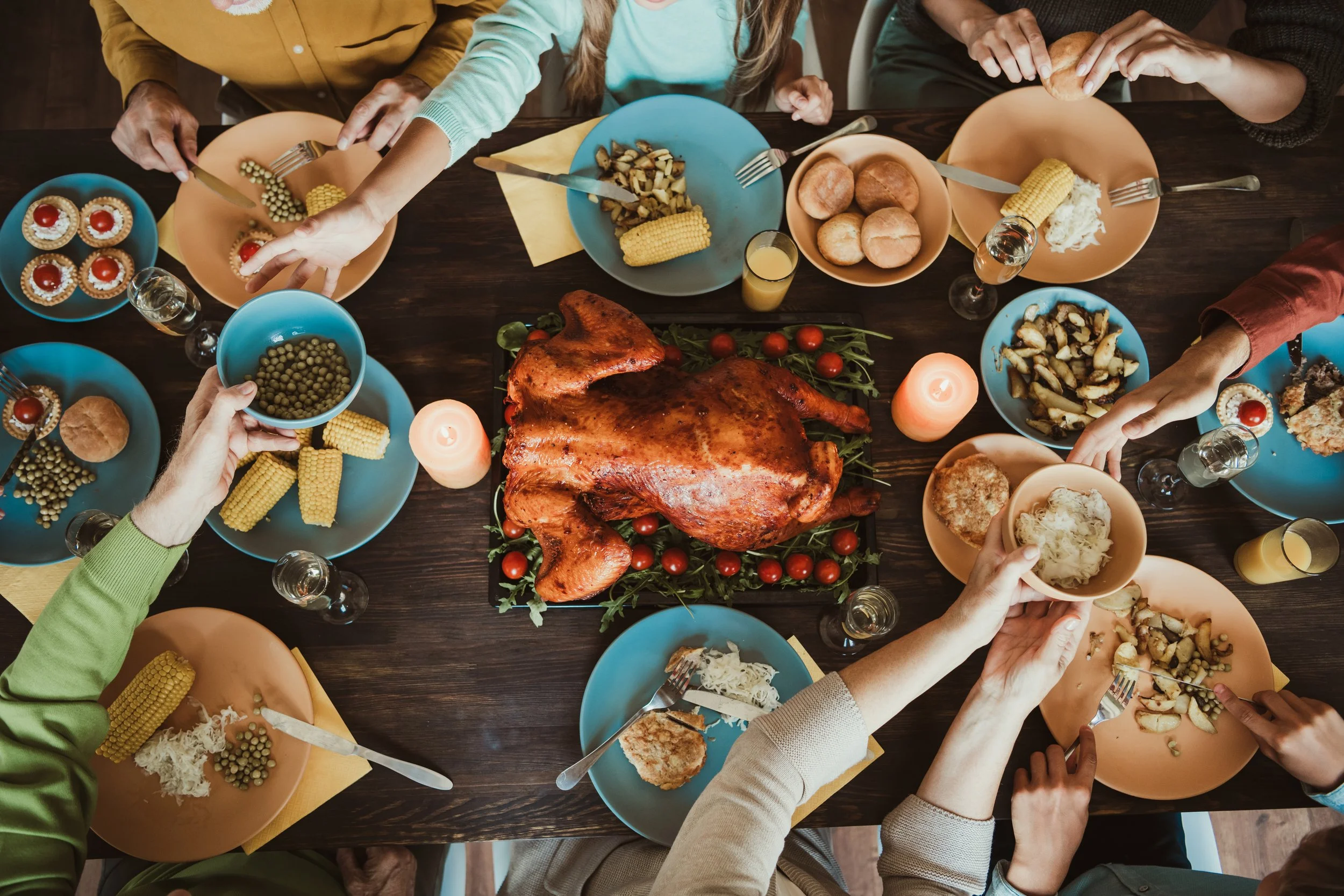 Your Paycheck-to-Paycheck Holiday Survival Guide