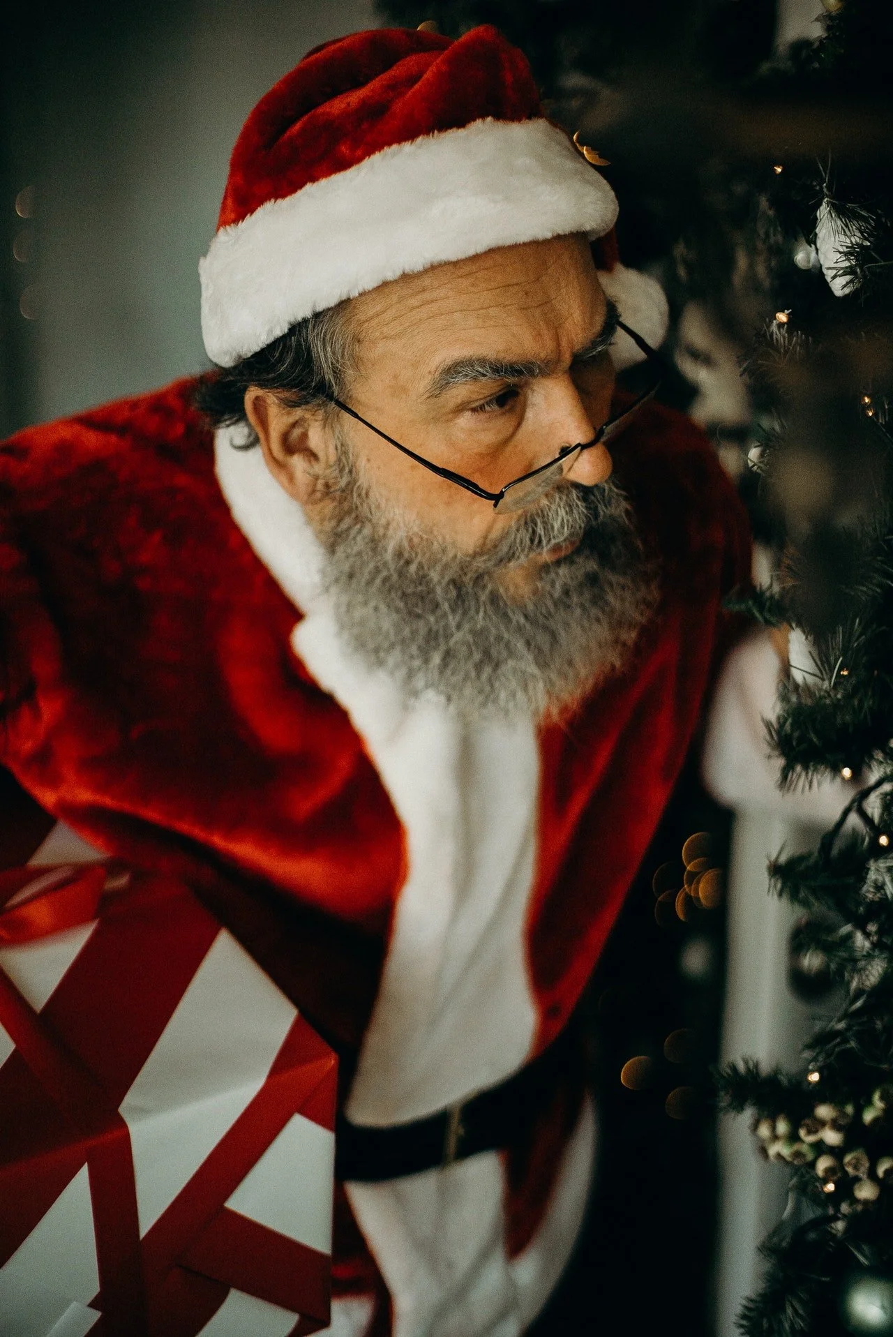 Seven Naughty Scams To Watch Out For This Holiday Season