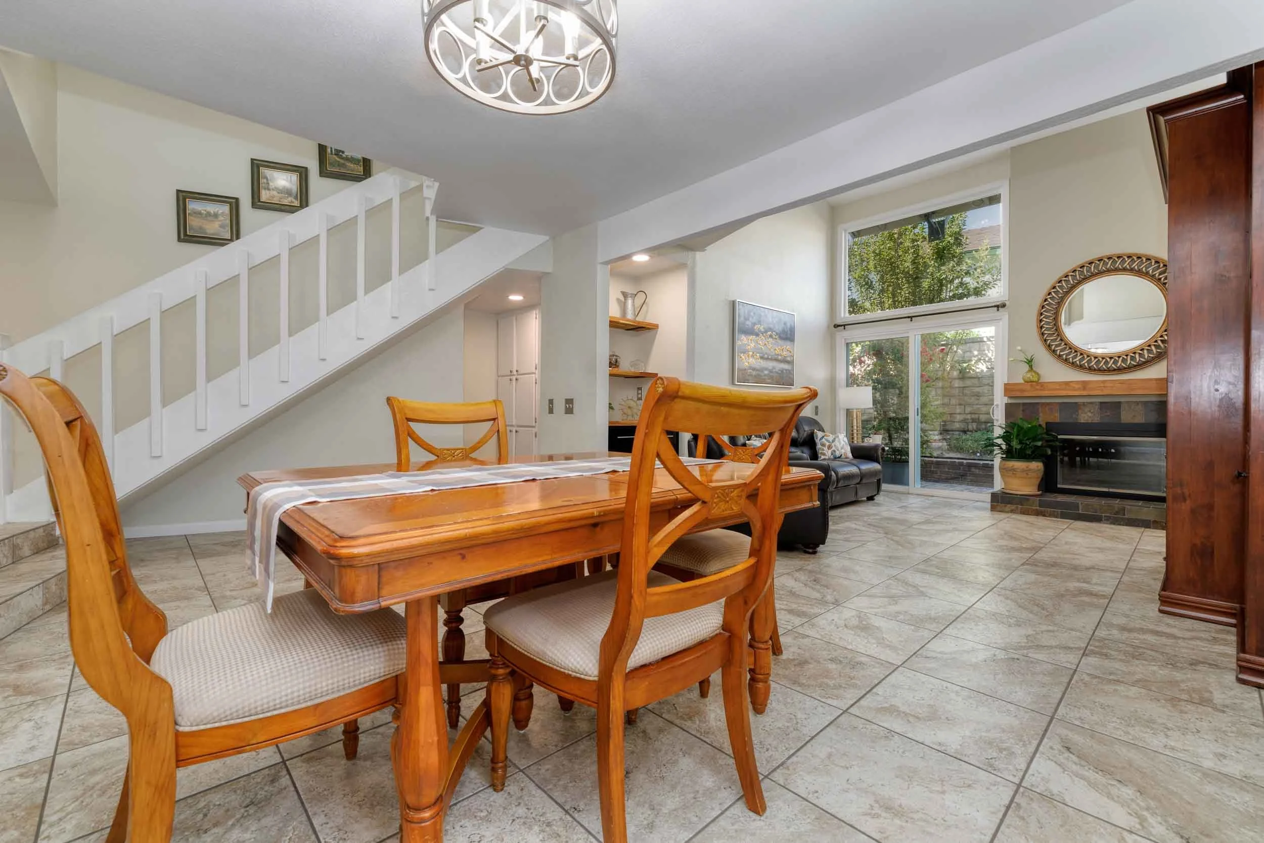 014_Amberley Way_072825_HDR.jpeg