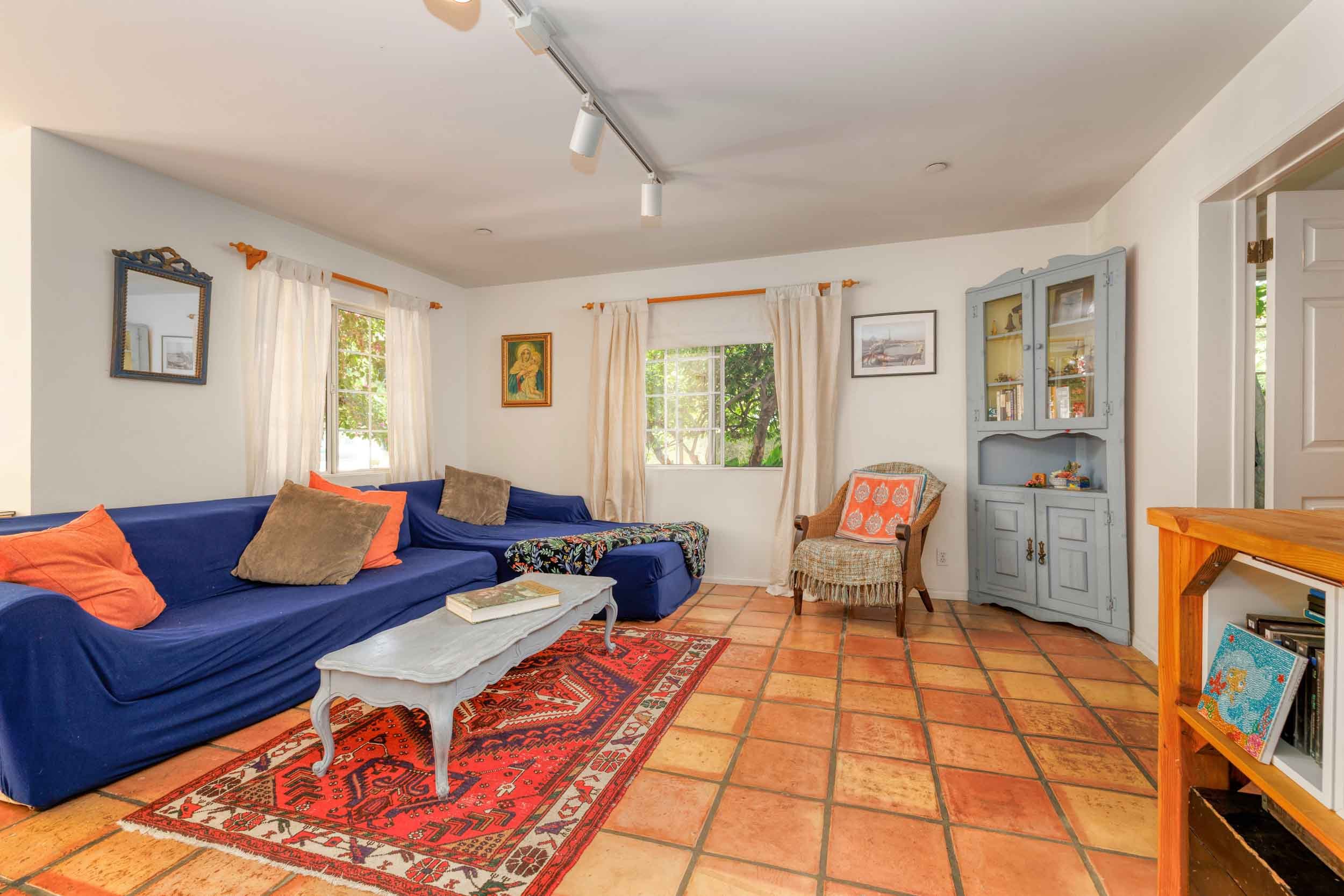 016_Clark Ave_111025.jpeg