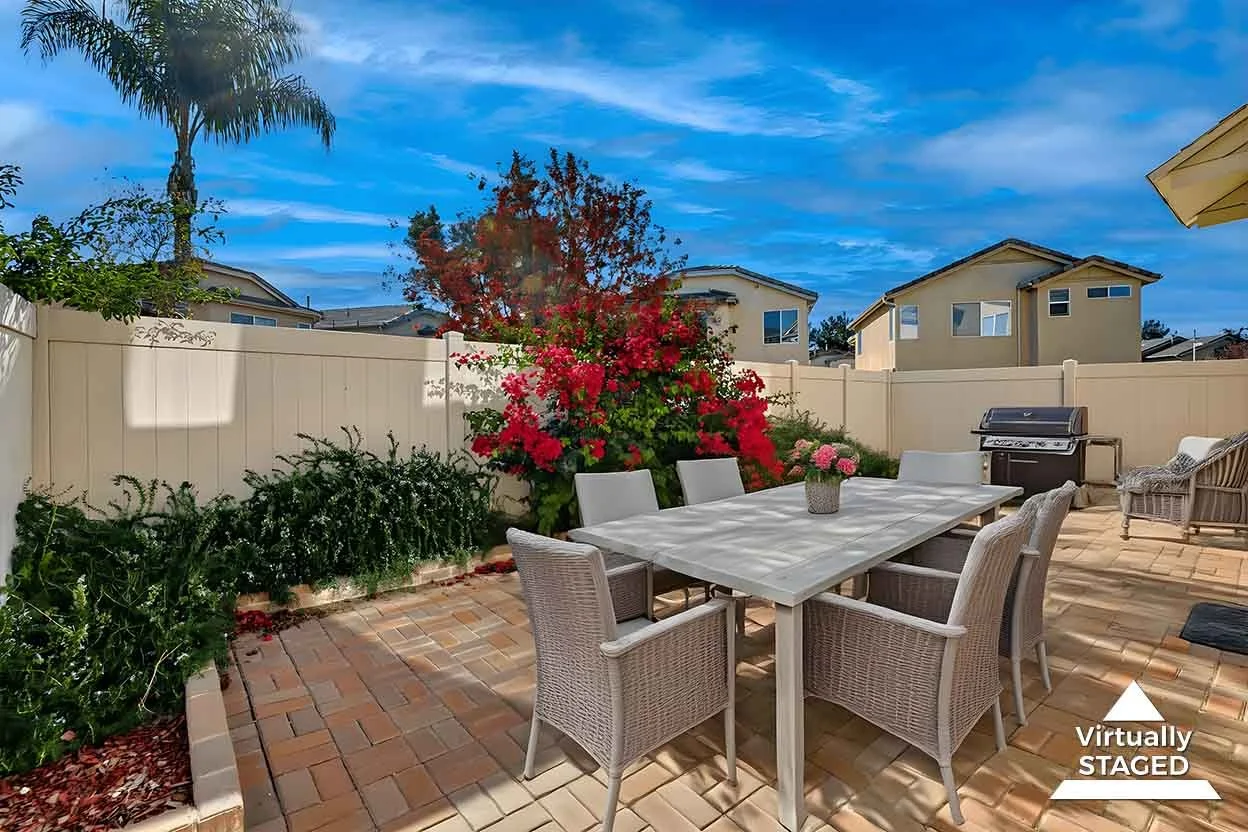 Marisa Patio_vs.jpeg