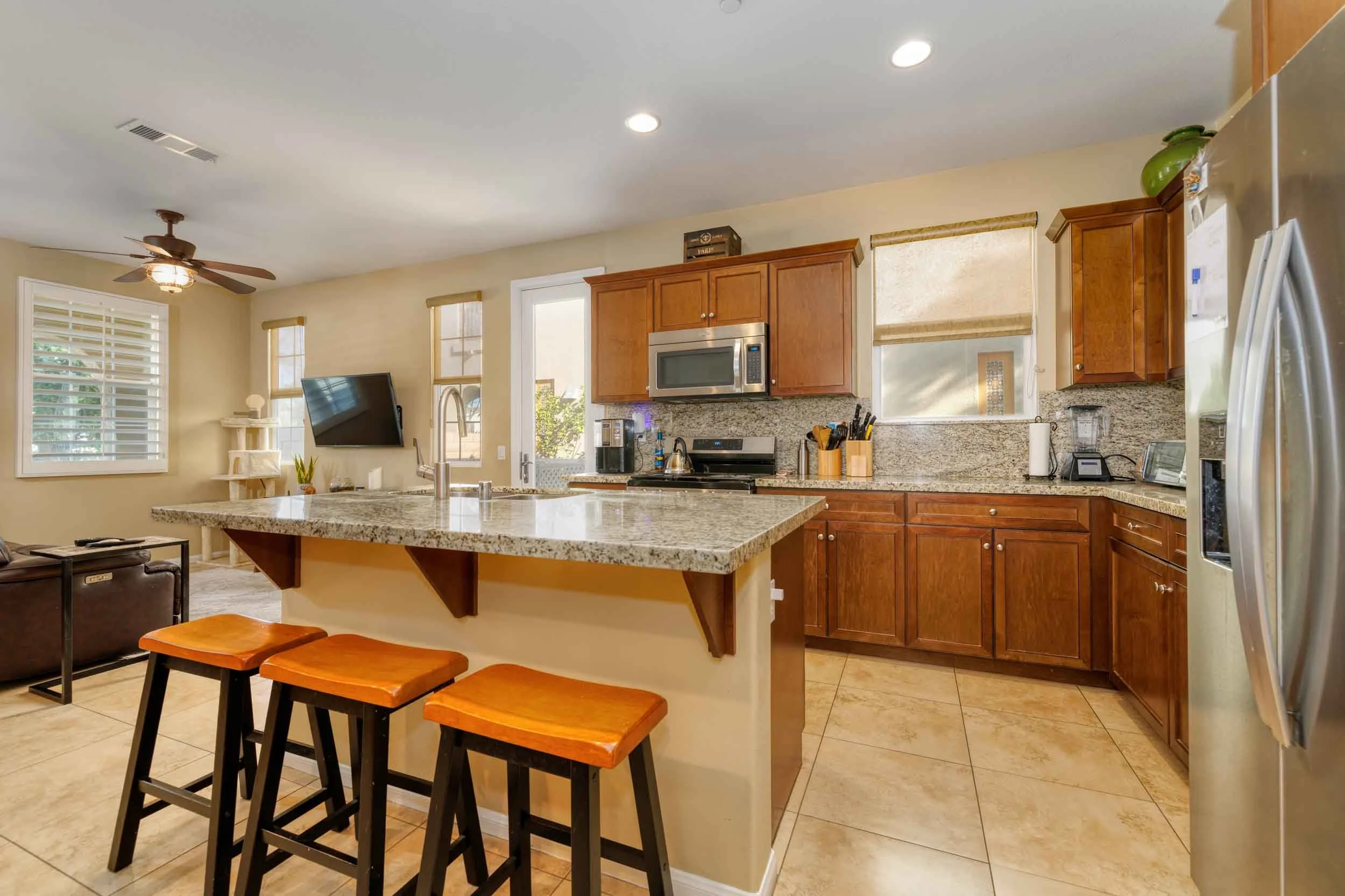 014_Royal Ave_010926_HDR.jpeg