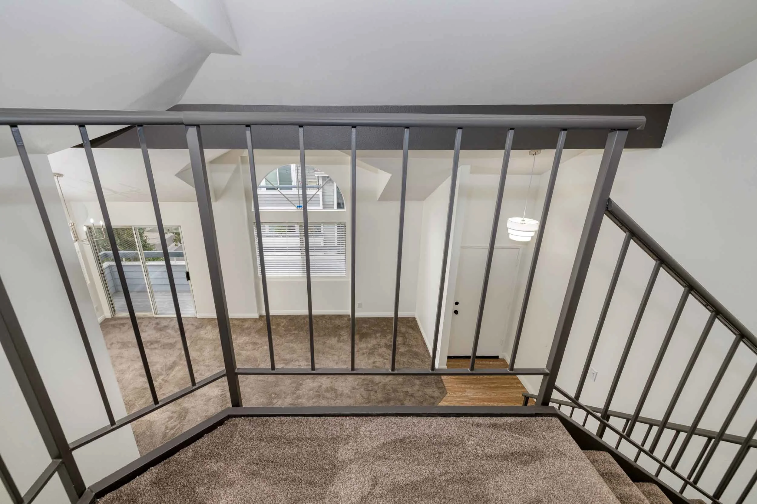 018_Flo Lane_021026.jpeg