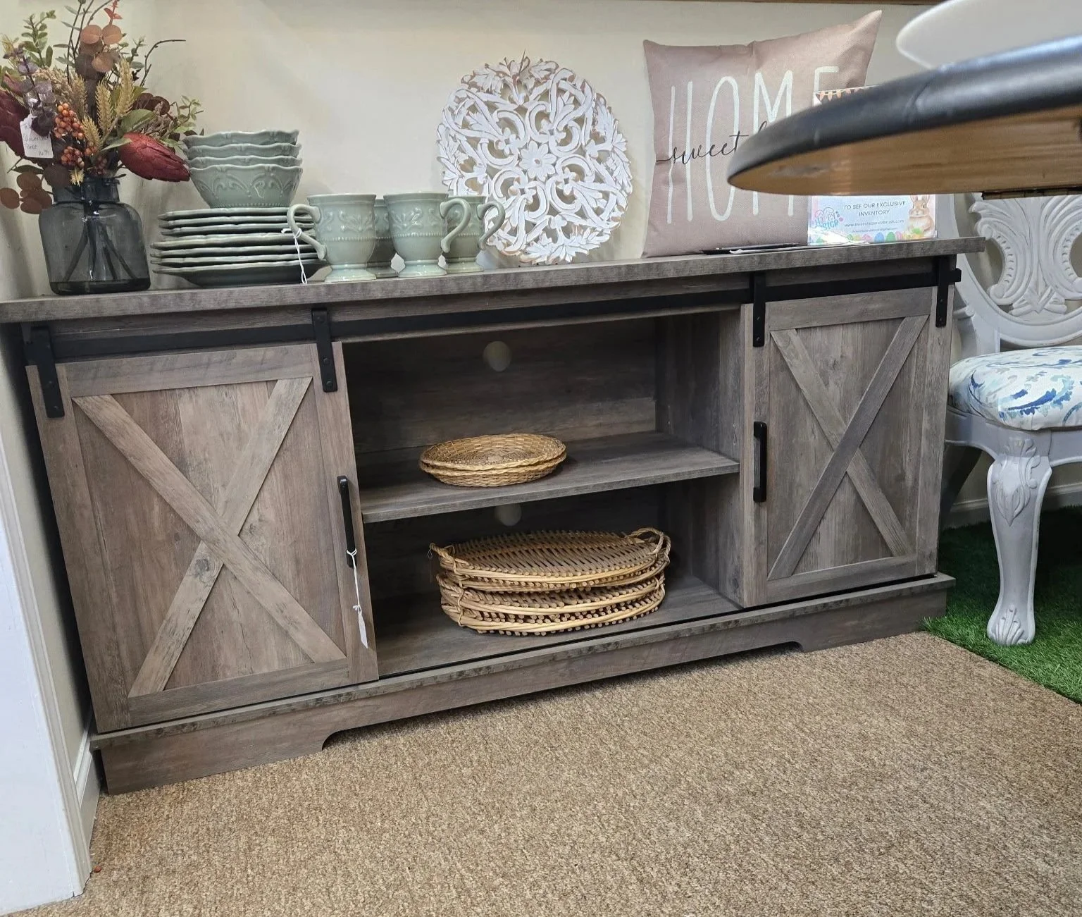 Bexley Barn Door Stand