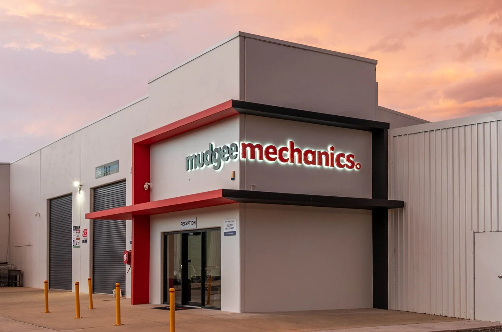 Musgee Mechanics Worksop Shopfront