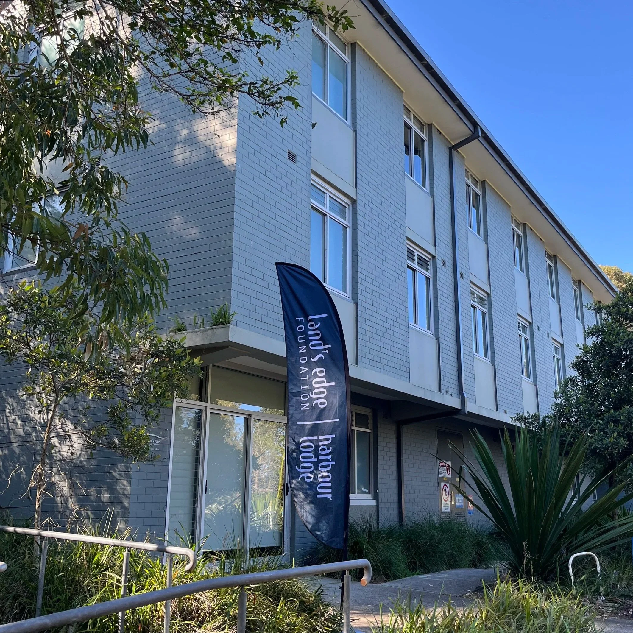 Harbour Lodge Student and Group Accommodation Building Exterior in Chowder Bay, Mosman, Sydney