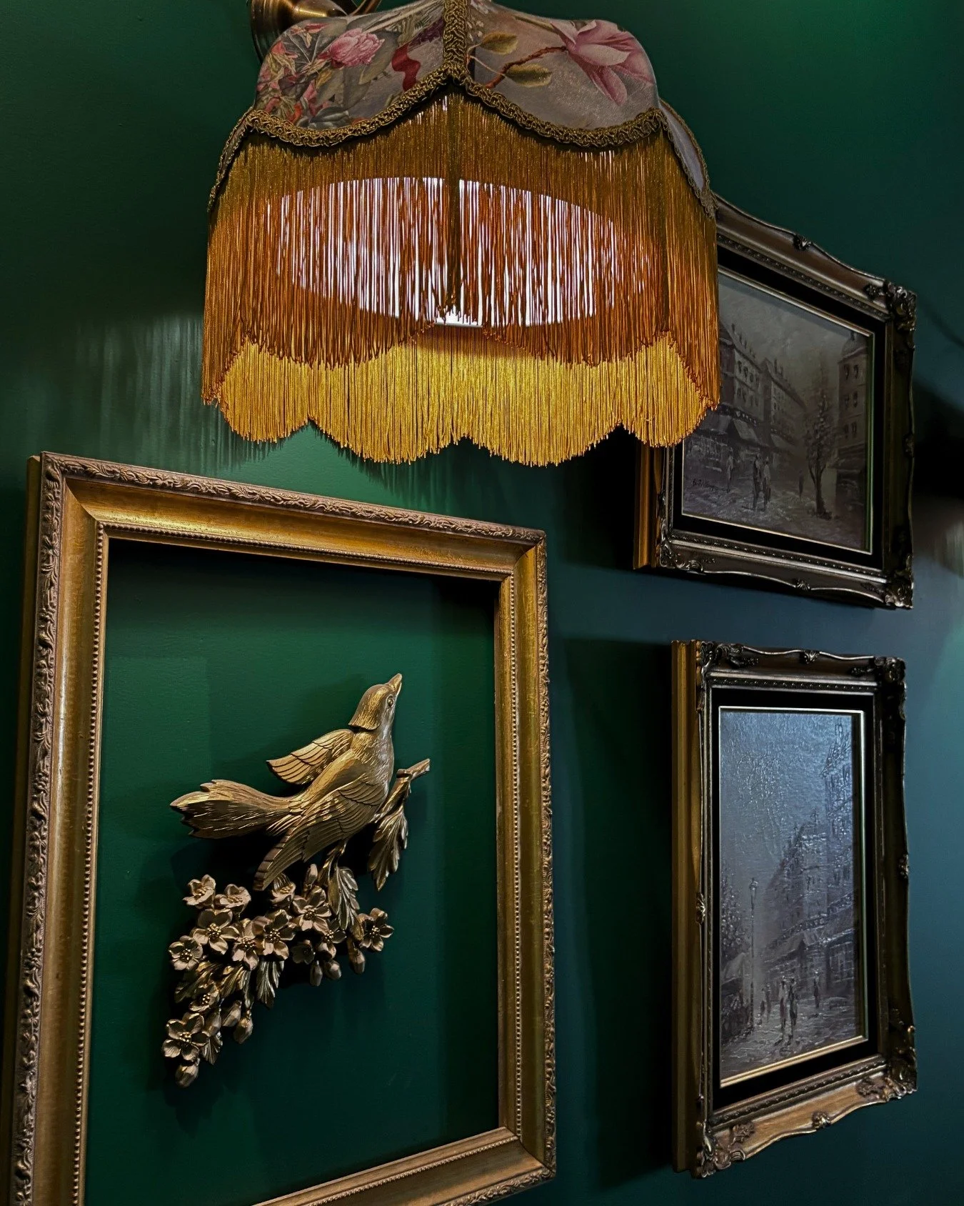 Come for the Thai flavors, stay for the vibe✨
Our space was designed with as much care as our cuisine, because, yes, every detail matters at LeDu Thai.
ledu thai | thai restaurant | fine dining | thai cuisine | authentic thai | restaurant interior